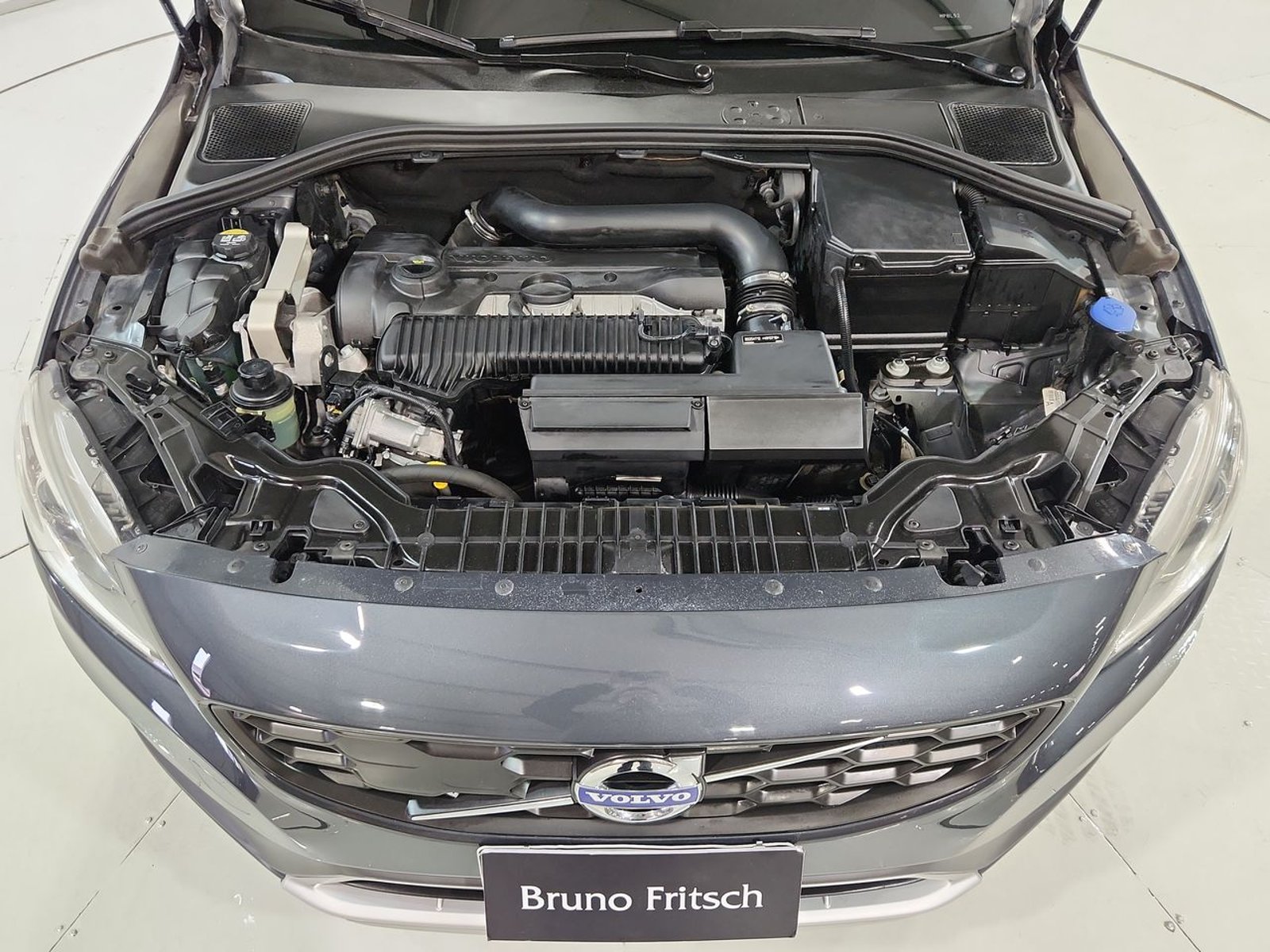 Volvo V60 CC T5 COMFORT AWD 2.5 2016 - Imagen 19 de 20
