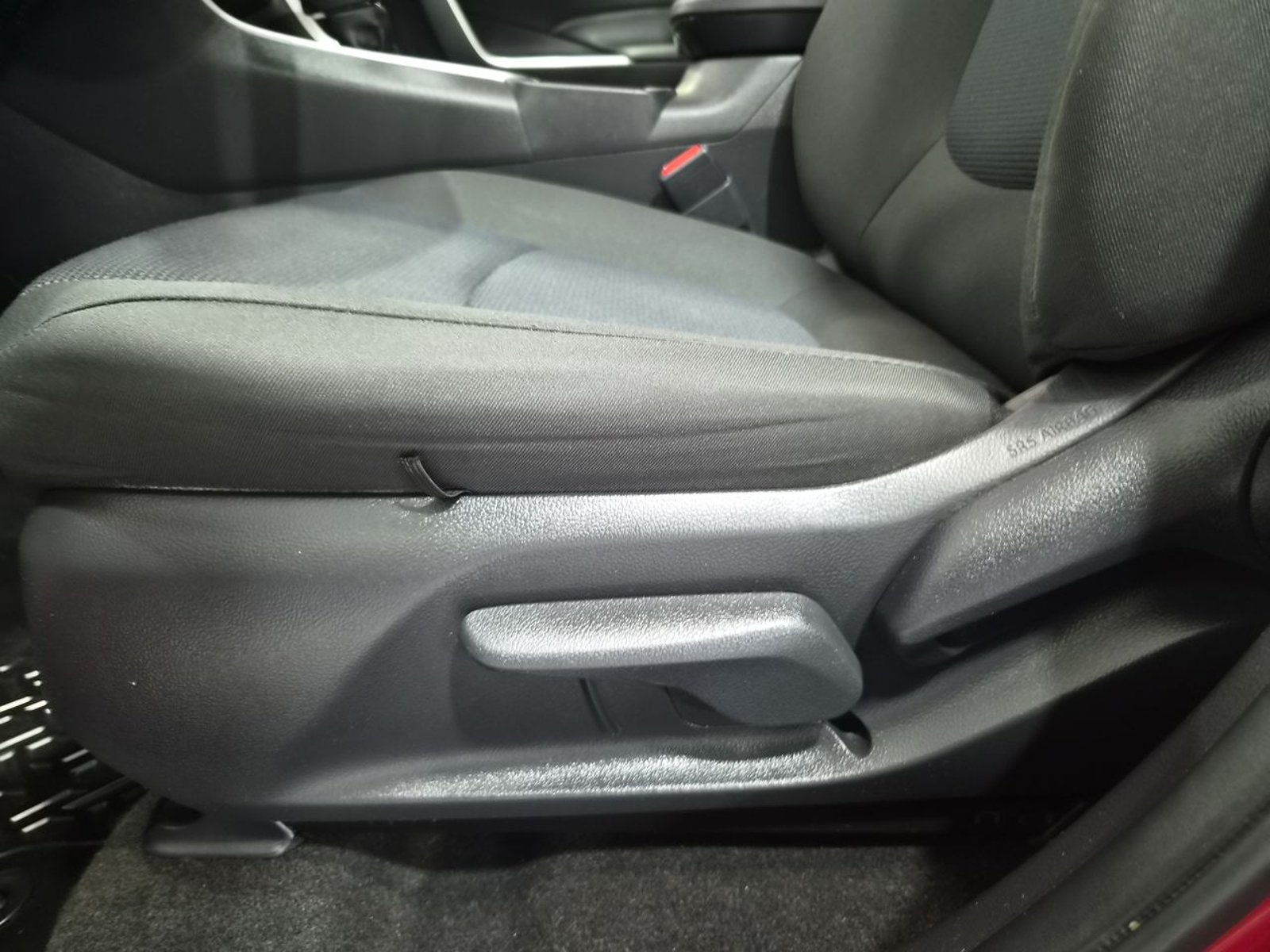 Toyota RAV4 4X2 2.0 AUT 2023 - Imagen 17 de 20