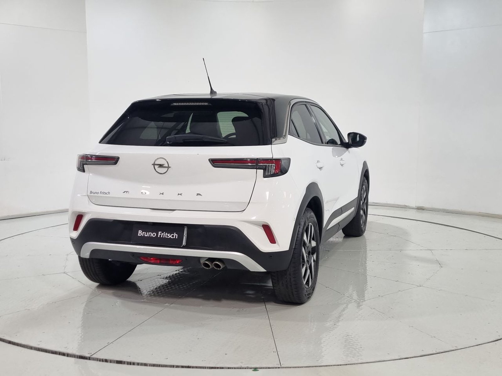 Opel MOKKA 1.2T AUT 2023 - Imagen 10 de 20