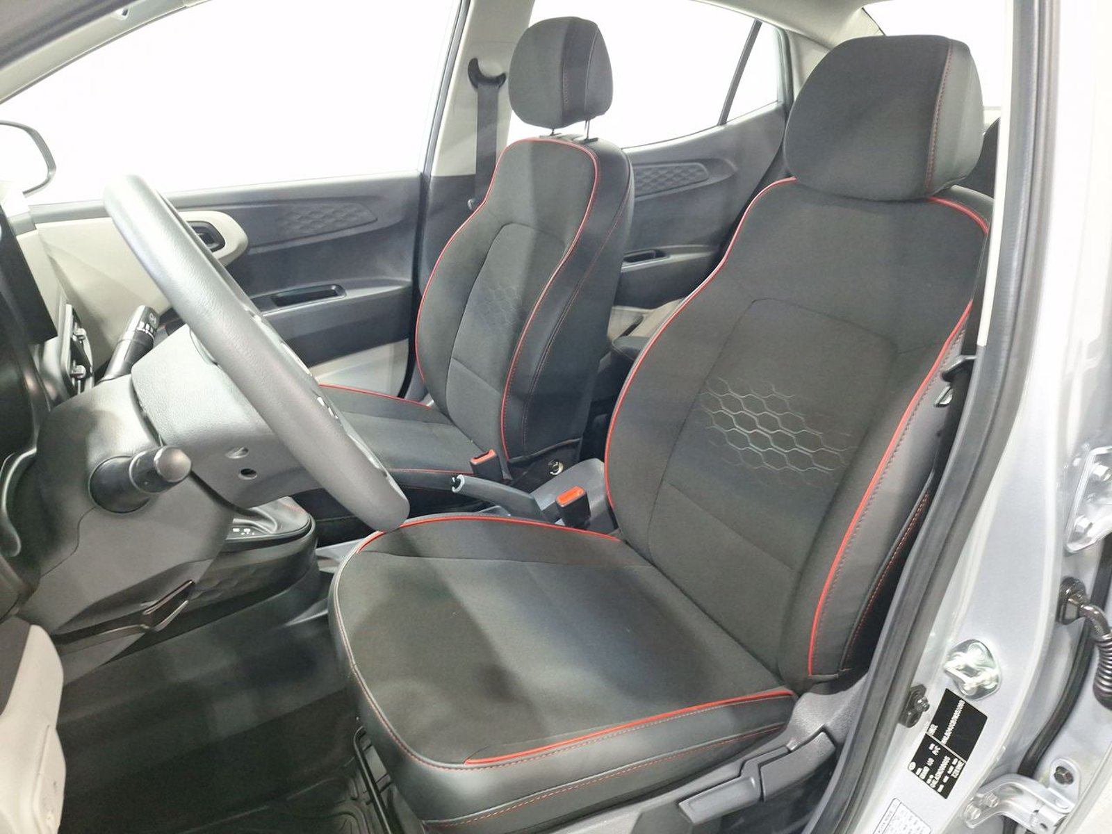 Hyundai GRAND I10 AI3 1.2 AUT 2025 - Imagen 18 de 20