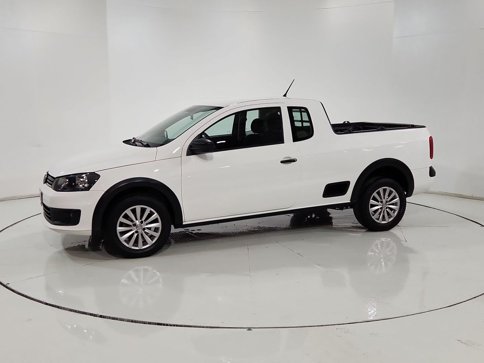 Volkswagen SAVEIRO CONFORT 1.6 2016 - Imagen 4 de 20