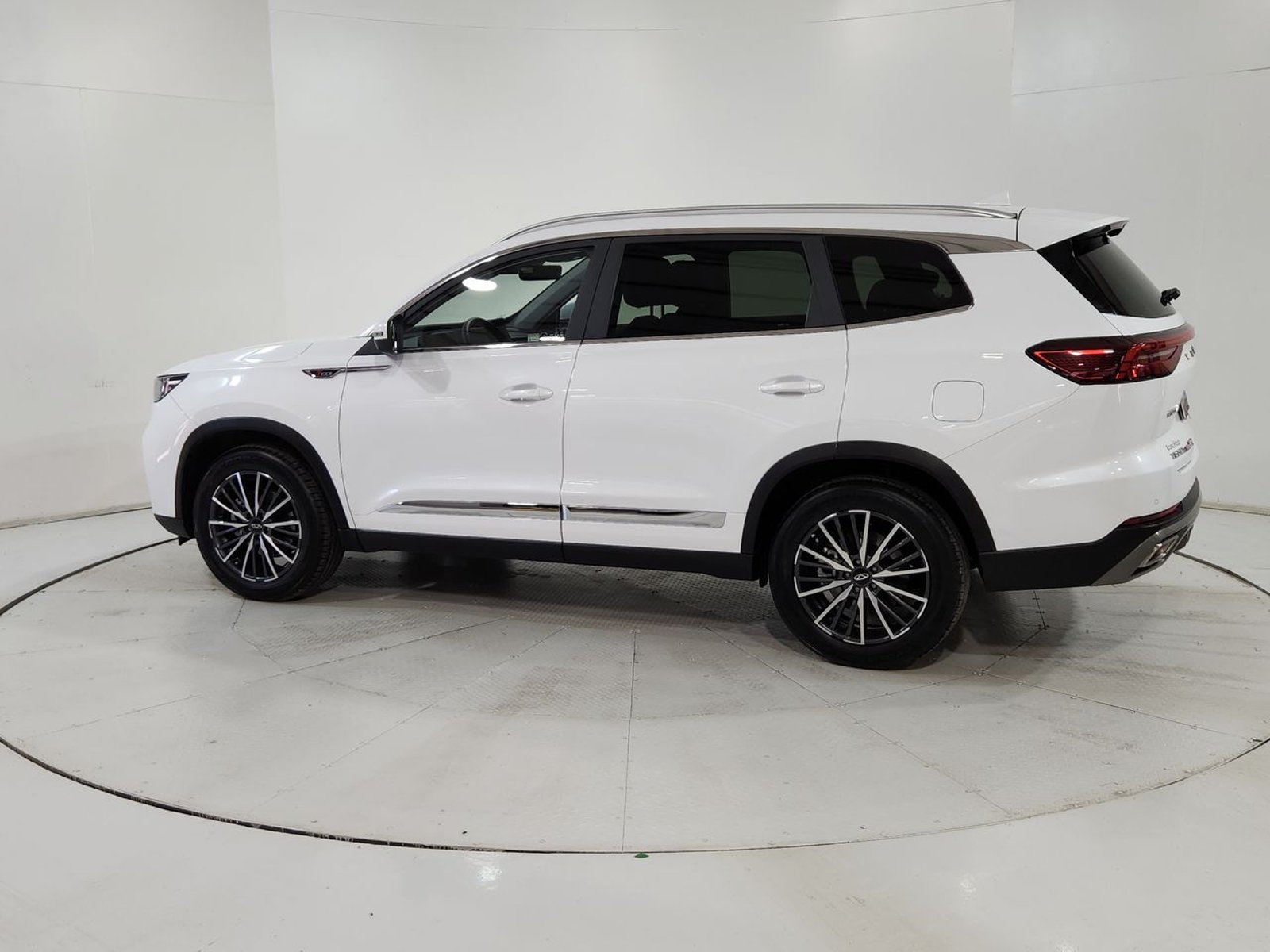 Chery TIGGO 8 PRO MAX TIGGO 8 PRO GLX DCT 1.6 AT 2025 - Imagen 6 de 20