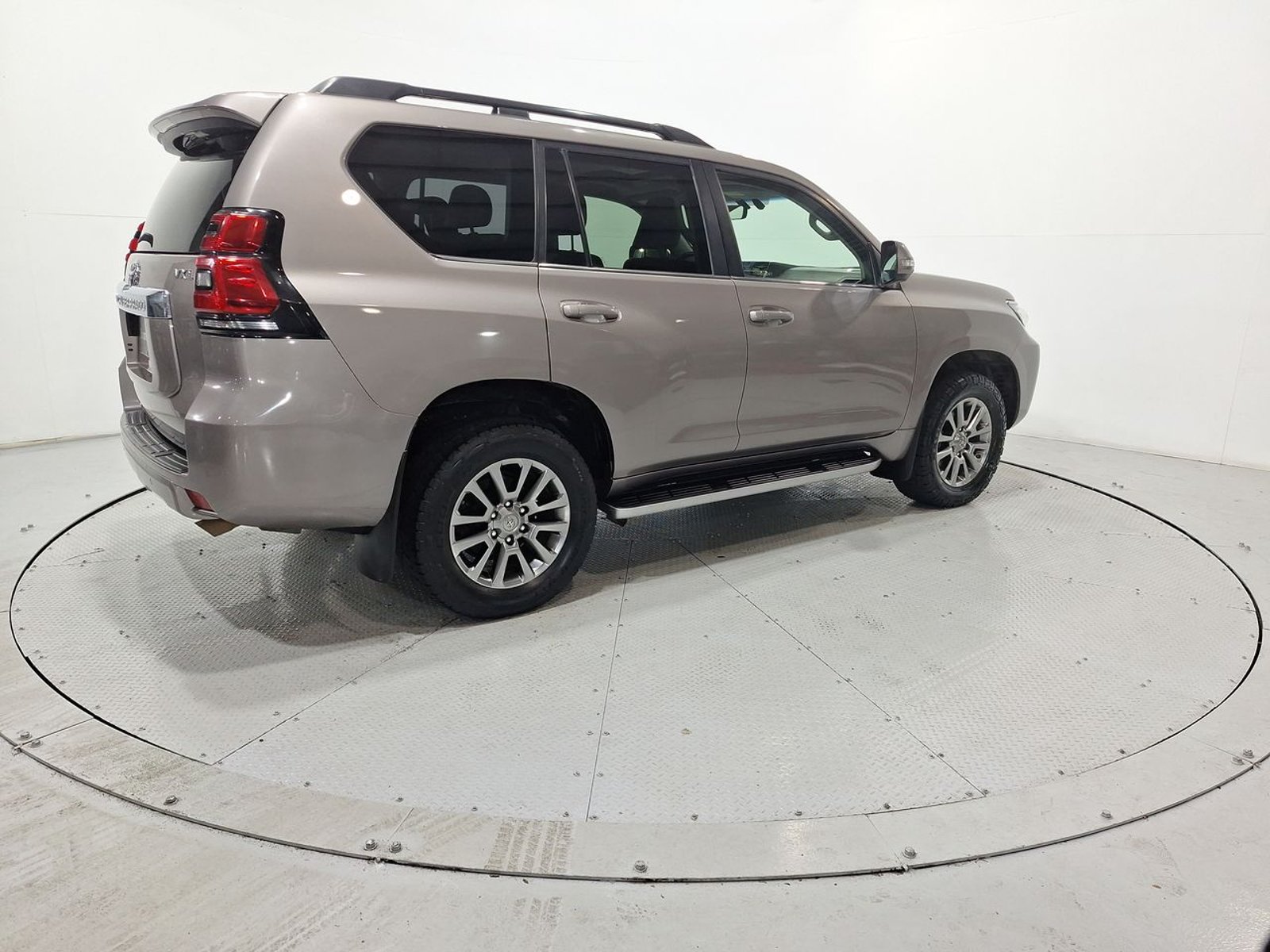 Toyota LAND CRUISER NEW LAND CRUISER PRADO LTD 4.0 AUT 2019 - Imagen 9 de 20