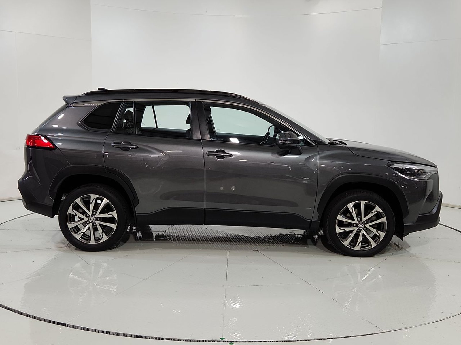 Toyota COROLLA CROSS 4X2 2.0 AUT 2024 - Imagen 13 de 20