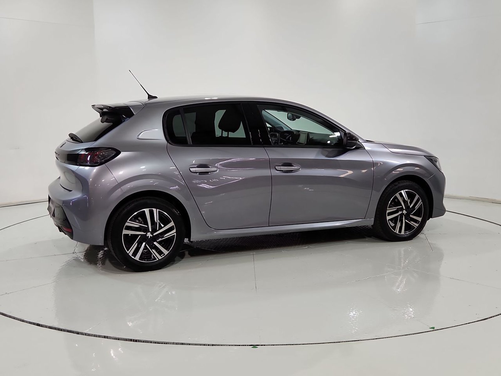 Peugeot 208 PURETECH 130 EAT8 1.2 AUT 2023 - Imagen 12 de 20