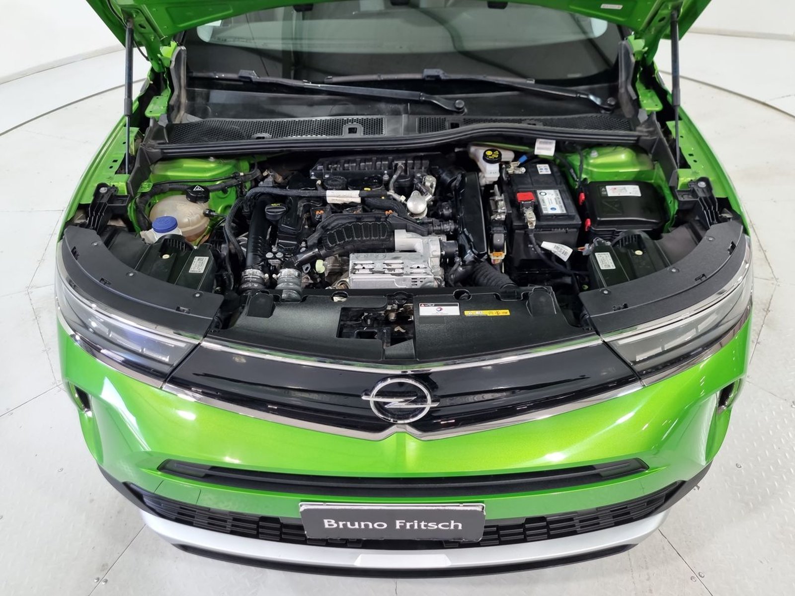Opel MOKKA 4X2 1.2 2023 - Imagen 19 de 20