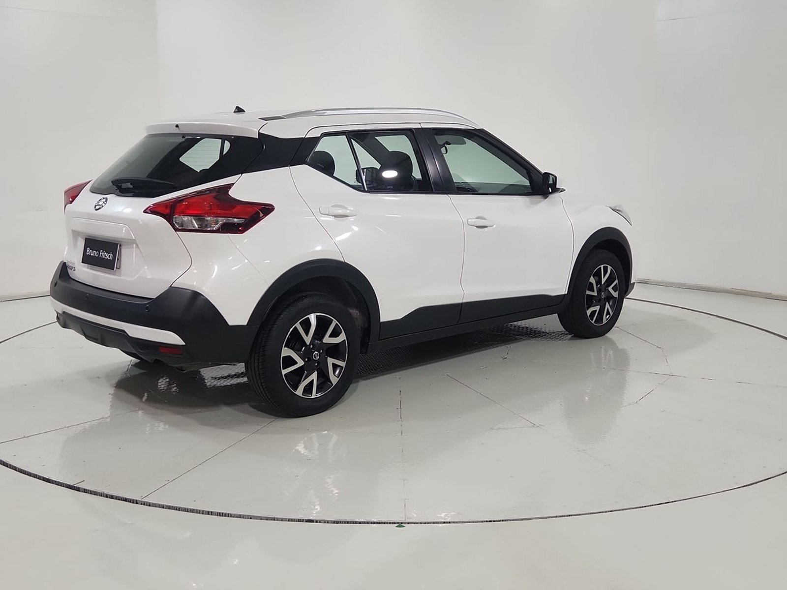 Nissan KICKS 1.6 2019 - Imagen 11 de 20