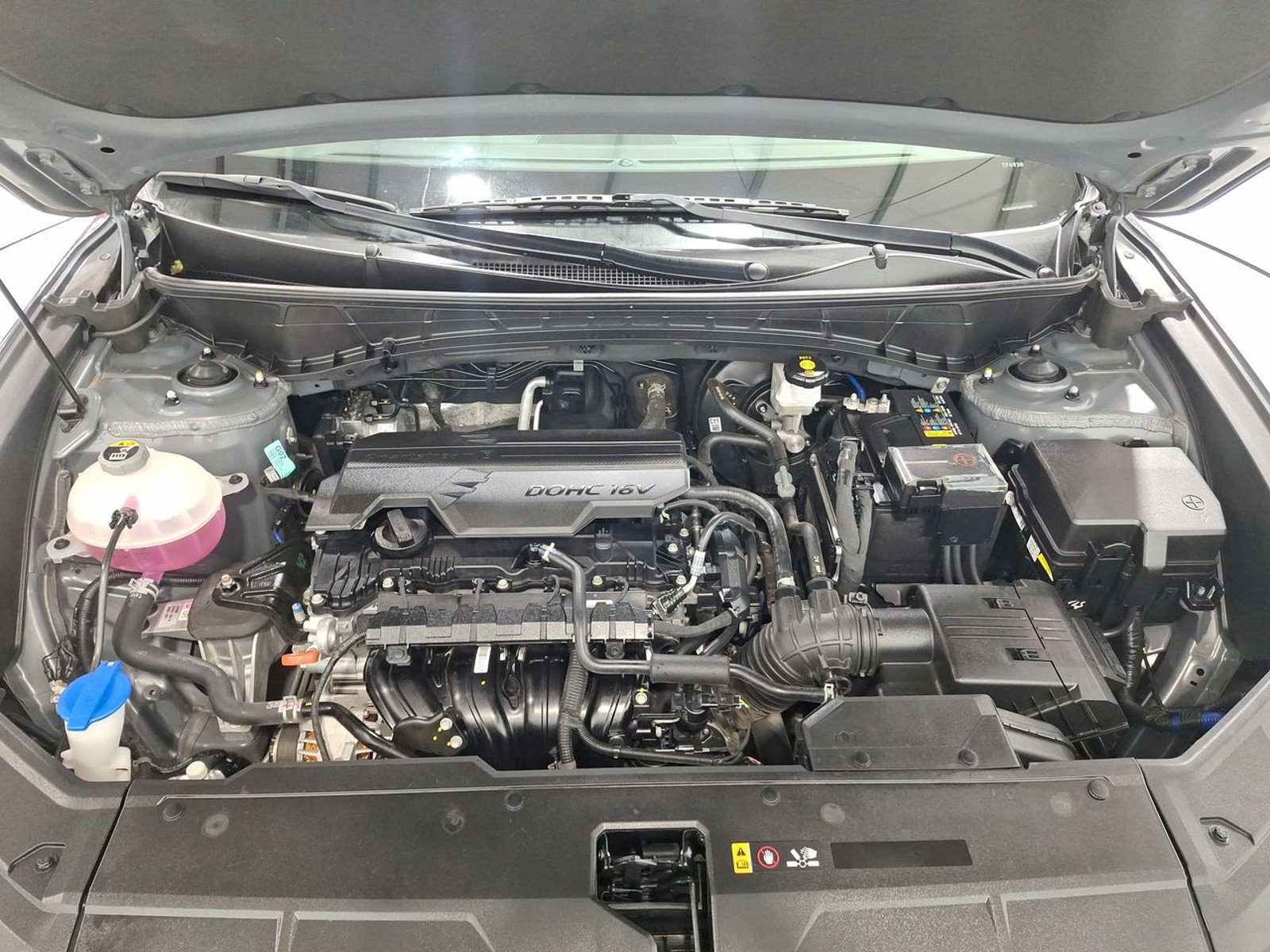 Hyundai TUCSON NX4 MPI 2.0 2024 - Imagen 15 de 20