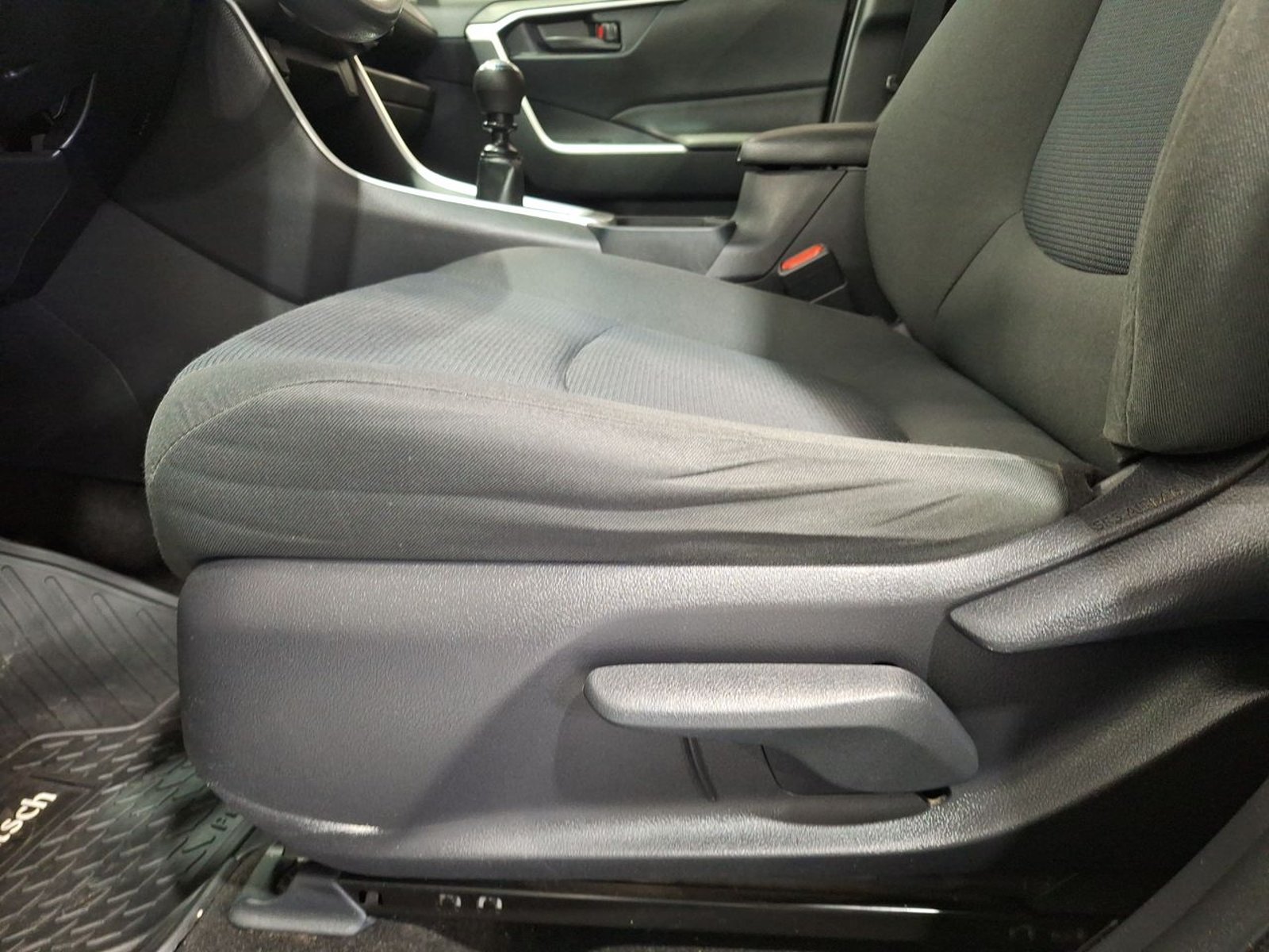 Toyota RAV4 RAV 4 2.0 2020 - Imagen 17 de 20
