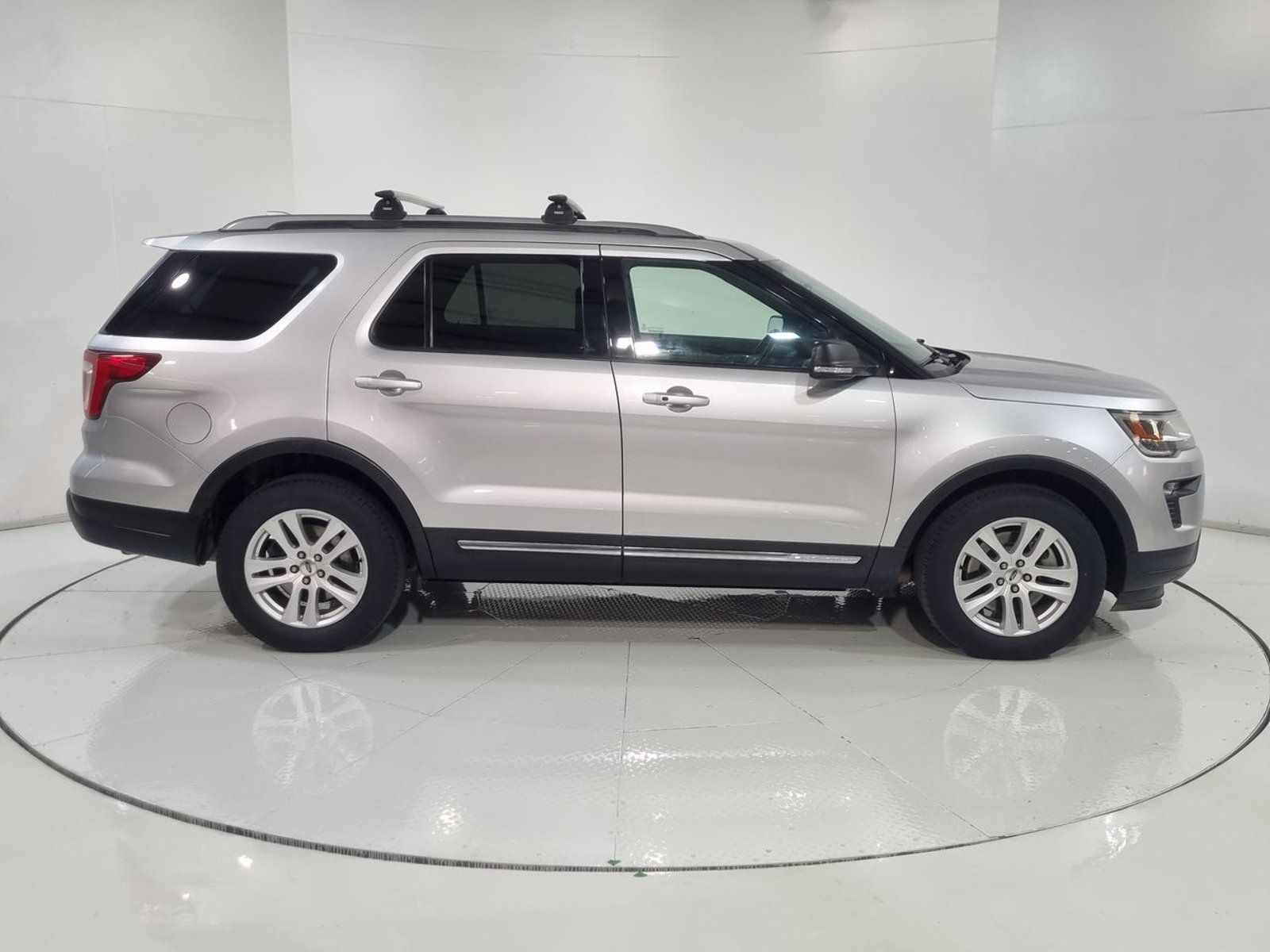 Ford EXPLORER XLT 3.5 AUT 2019 - Imagen 13 de 20