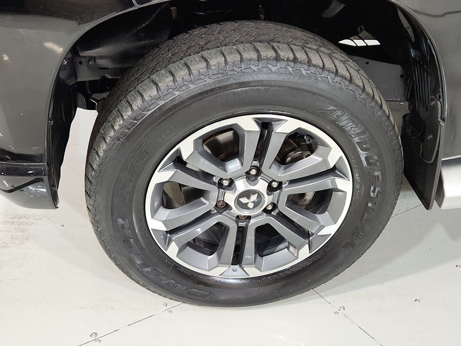 Mitsubishi L200 DAKAR 4X4 2.4 2021 - Imagen 18 de 20