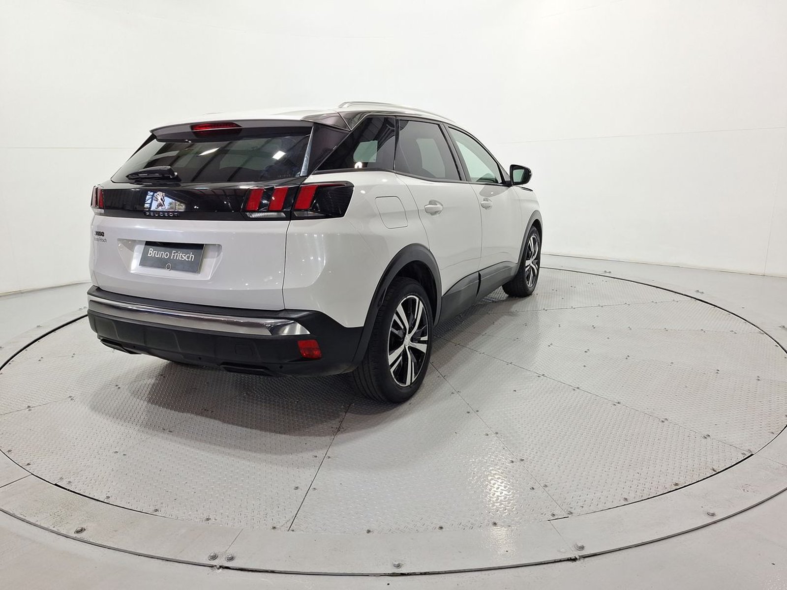 Peugeot 3008 ACTIVE 1.6 AT 2019 - Imagen 8 de 20