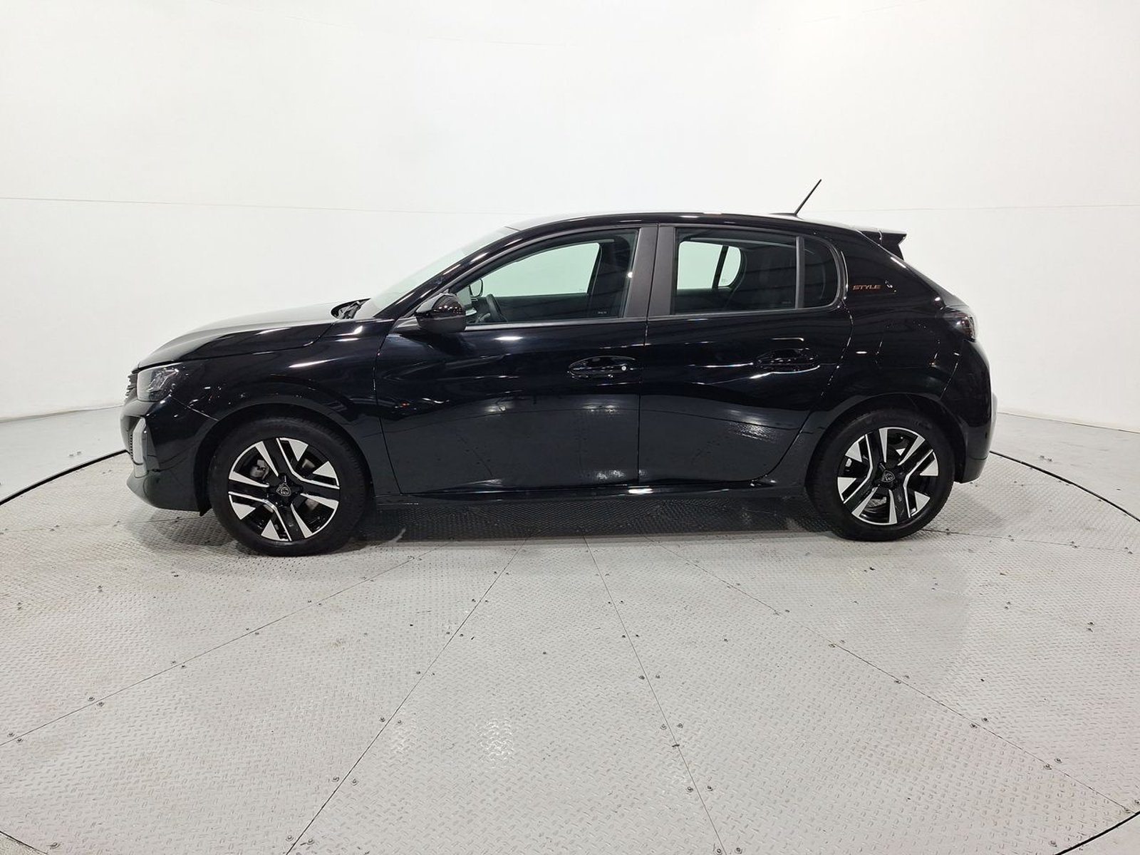 Peugeot 208 PURETECH 100 1.2 2026 - Imagen 4 de 20