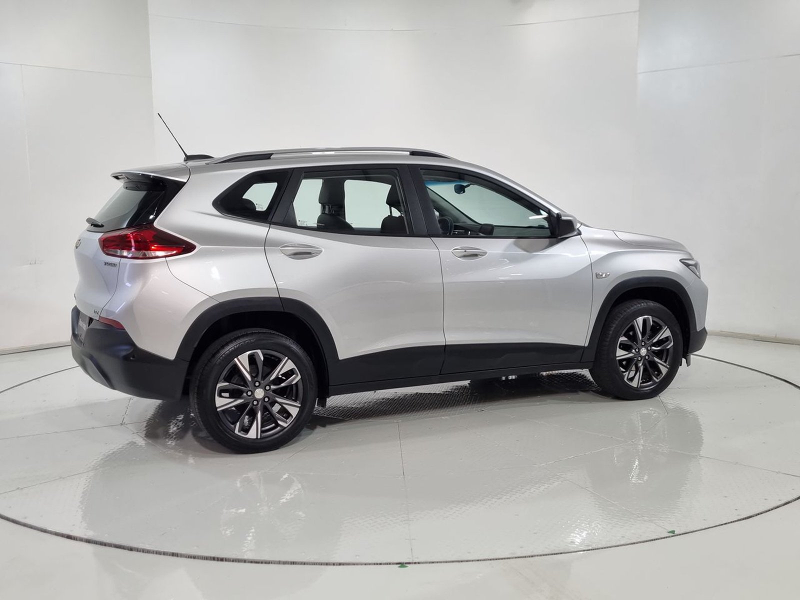 Chevrolet TRACKER 1.2T AUT 2021 - Imagen 12 de 20