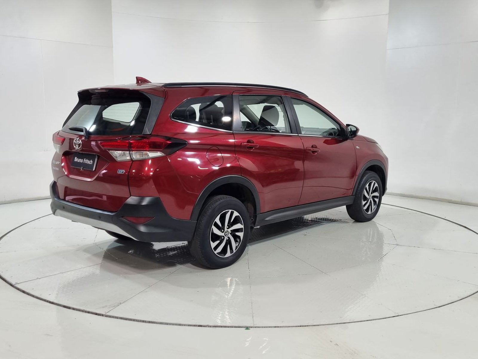 Toyota RUSH 1.5 MT 2023 - Imagen 11 de 20