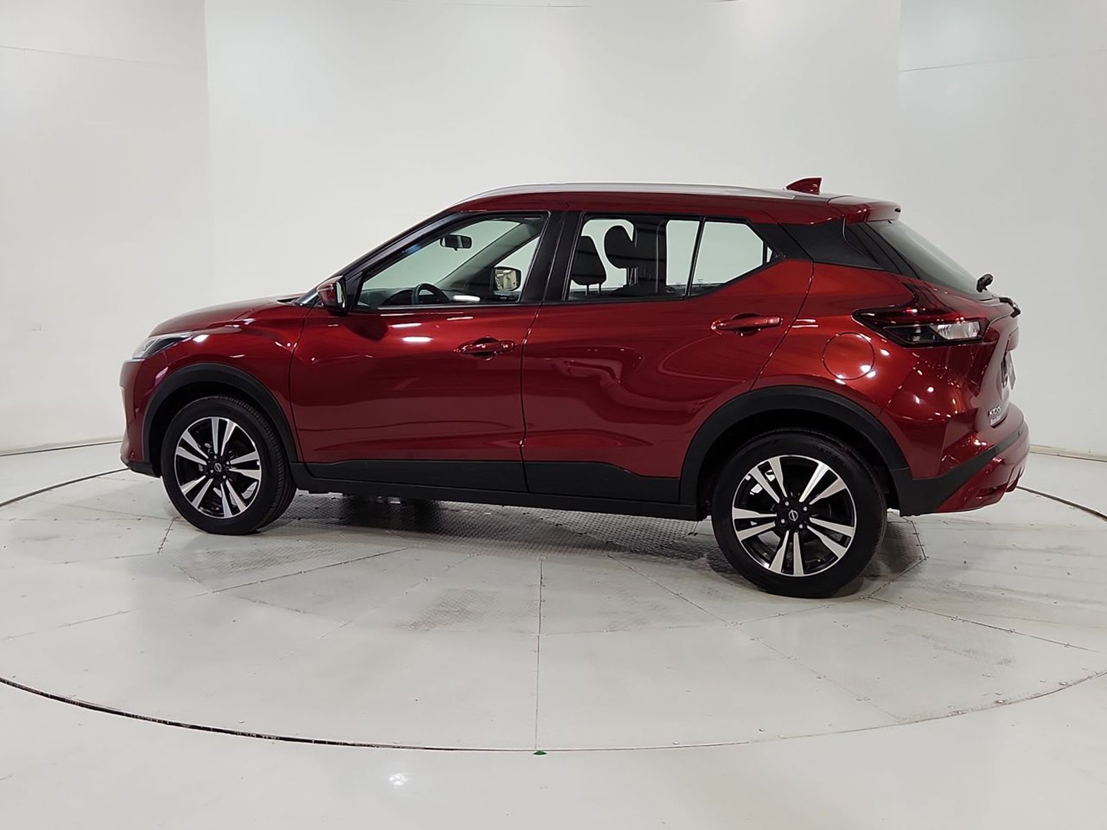 Nissan KICKS 1.6 2024 - Imagen 6 de 20