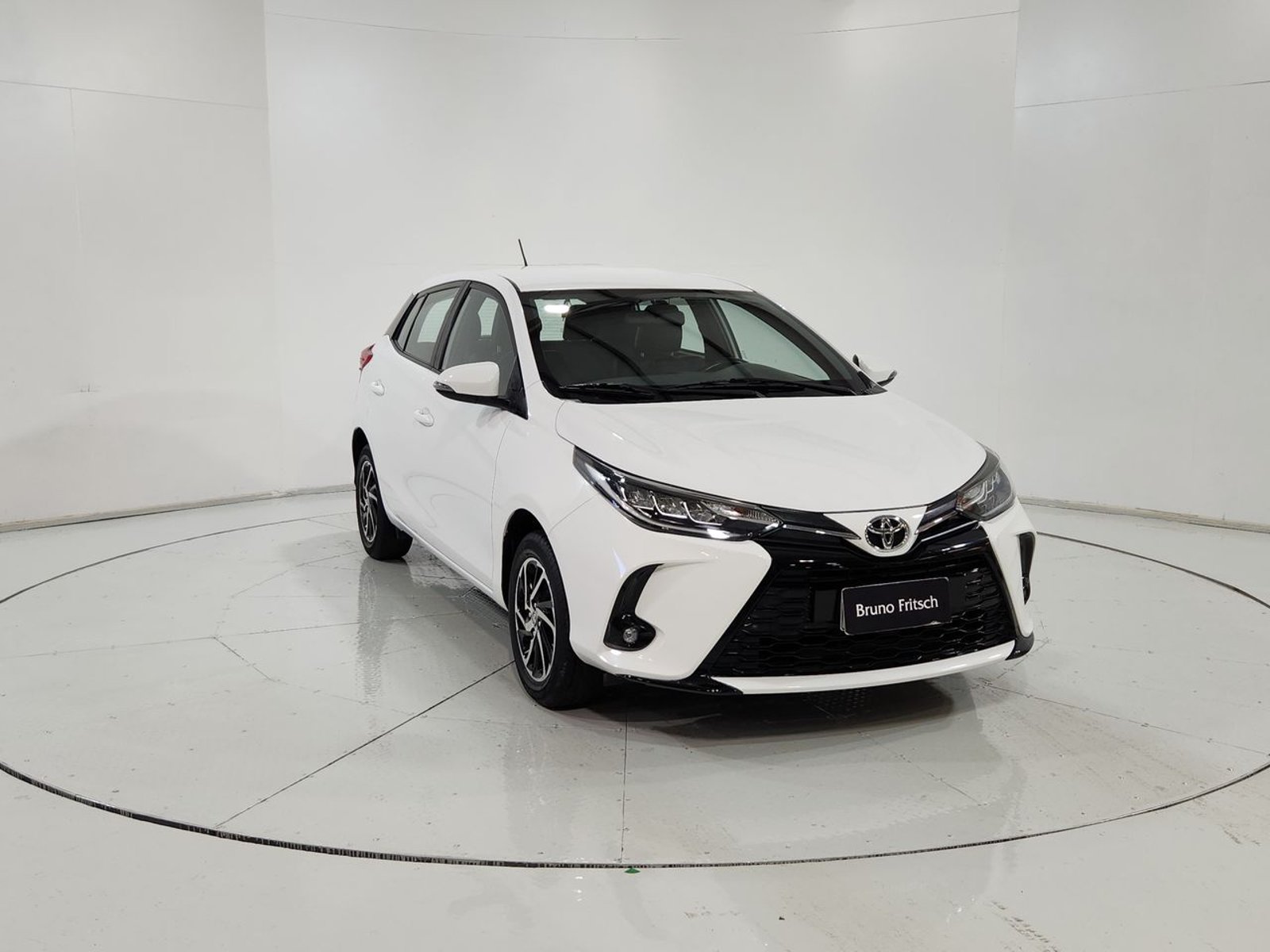 Toyota YARIS HB OTTO 1.5 2021 - Imagen 16 de 20