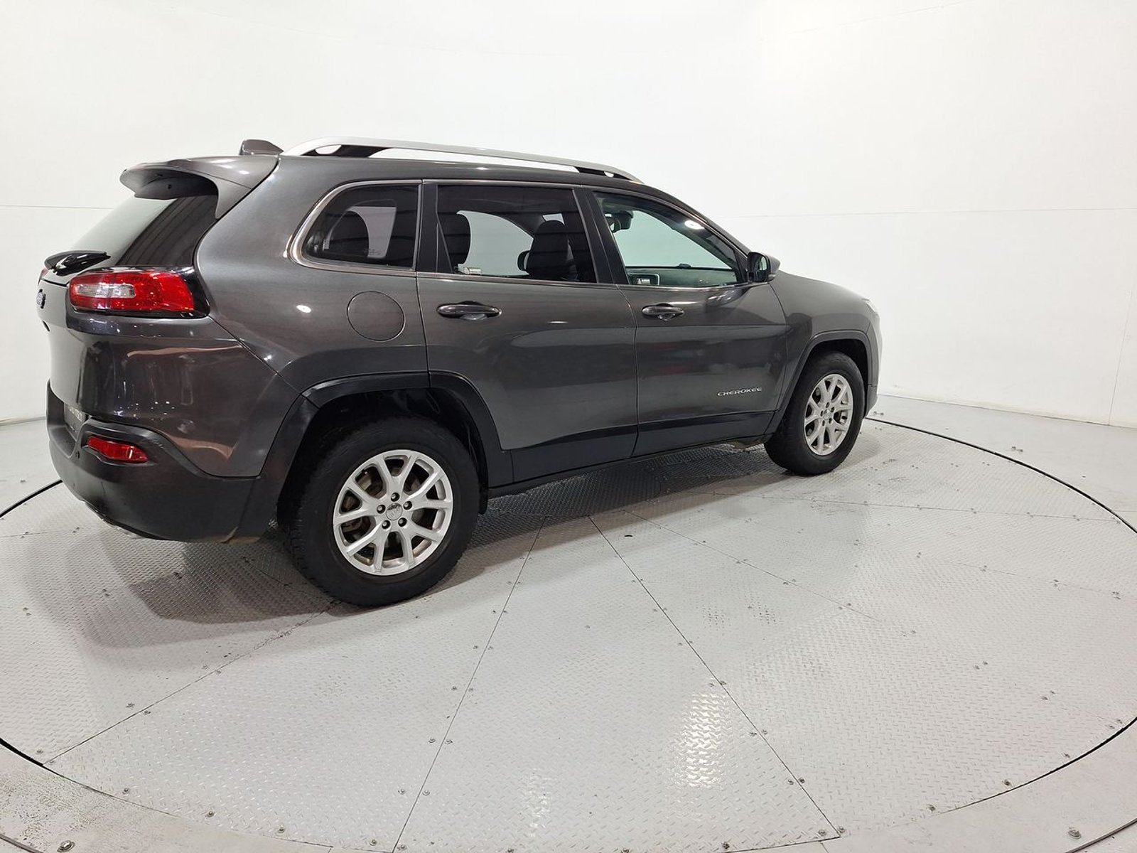Jeep CHEROKEE LTD 4X4 3.2 AUT 2018 - Imagen 9 de 20