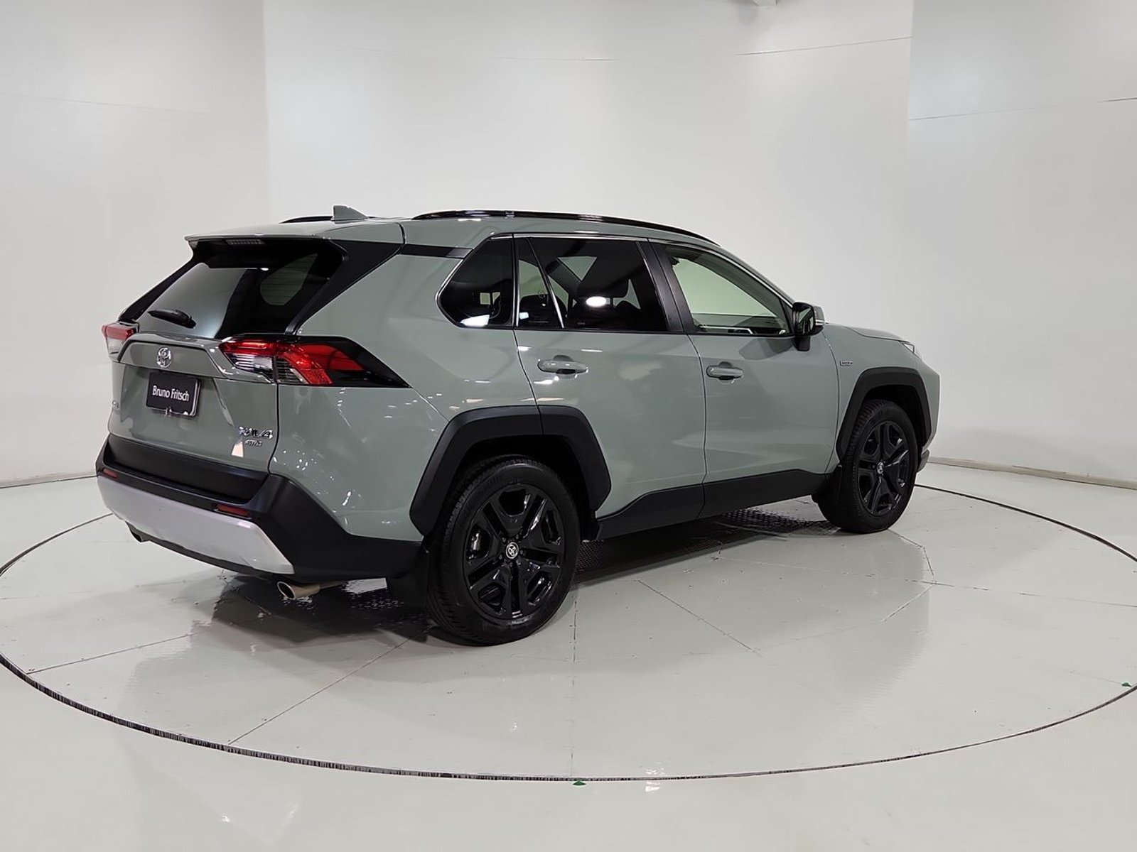 Toyota RAV4 4X4 OTTO 2.5 AT 2023 - Imagen 11 de 20