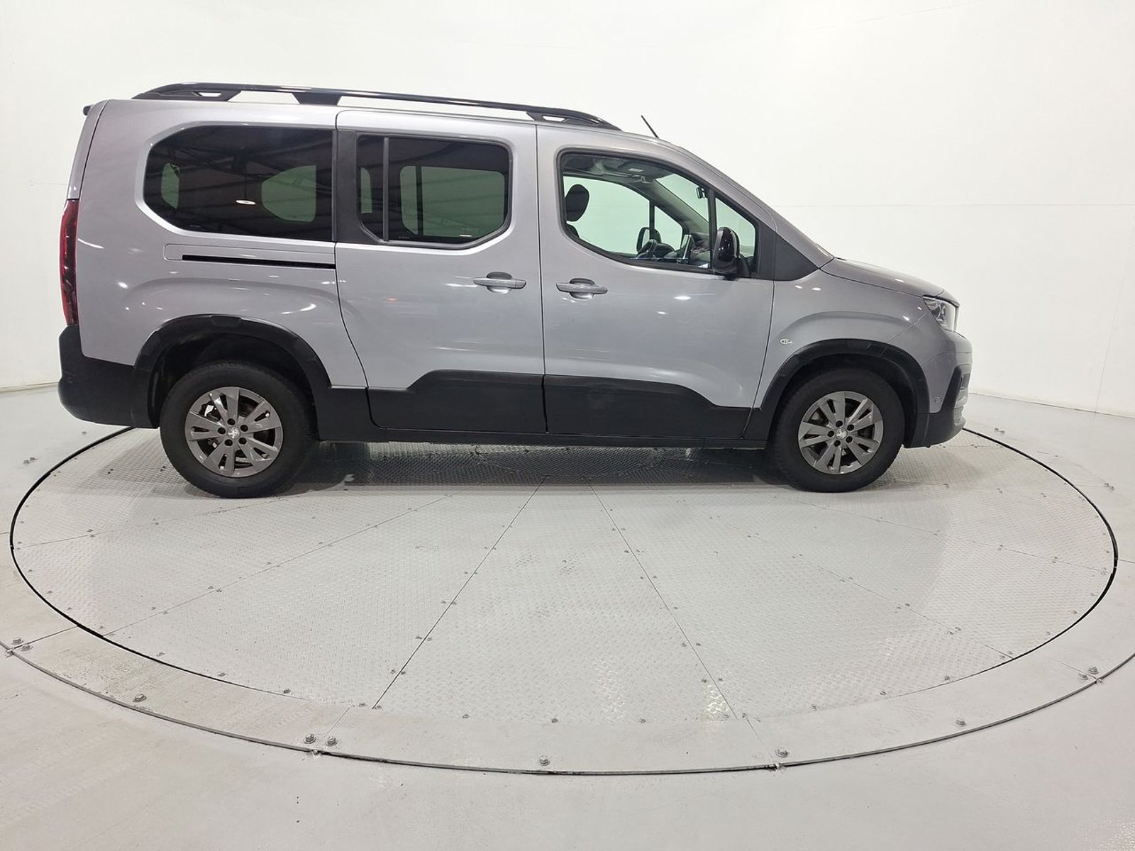 Peugeot RIFTER BLUEHDI 130 1.5 2023 - Imagen 10 de 20