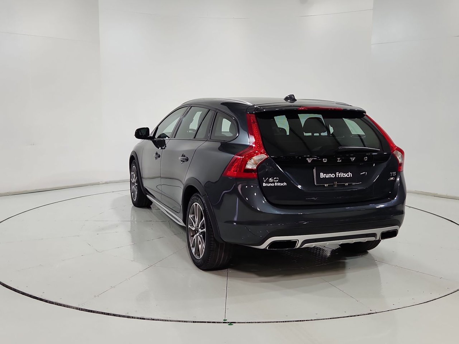 Volvo V60 CC T5 COMFORT AWD 2.5 2016 - Imagen 8 de 20