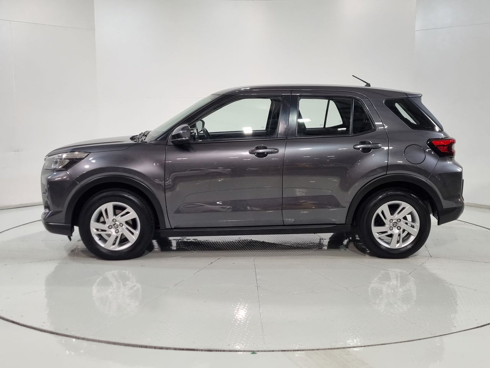Toyota RAIZE CVT 1.2 AUT 2022 - Imagen 5 de 20