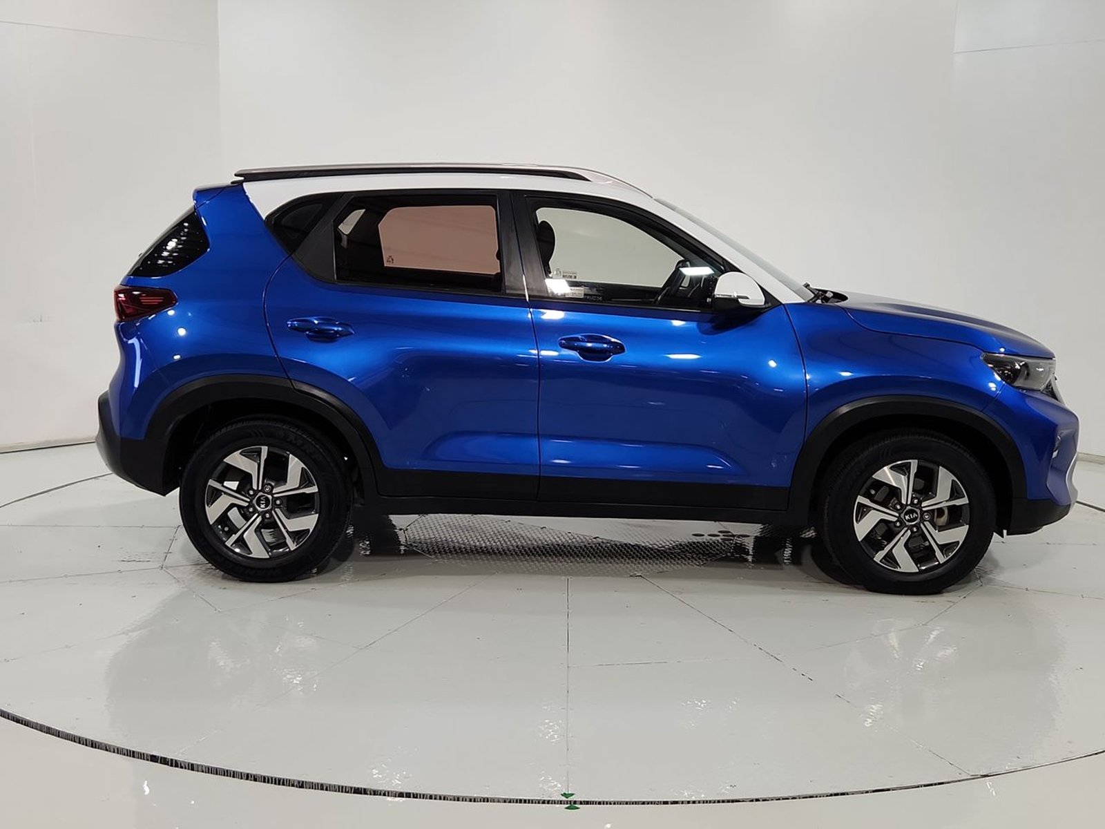 Kia SONET EX 1.5 2021 - Imagen 13 de 20