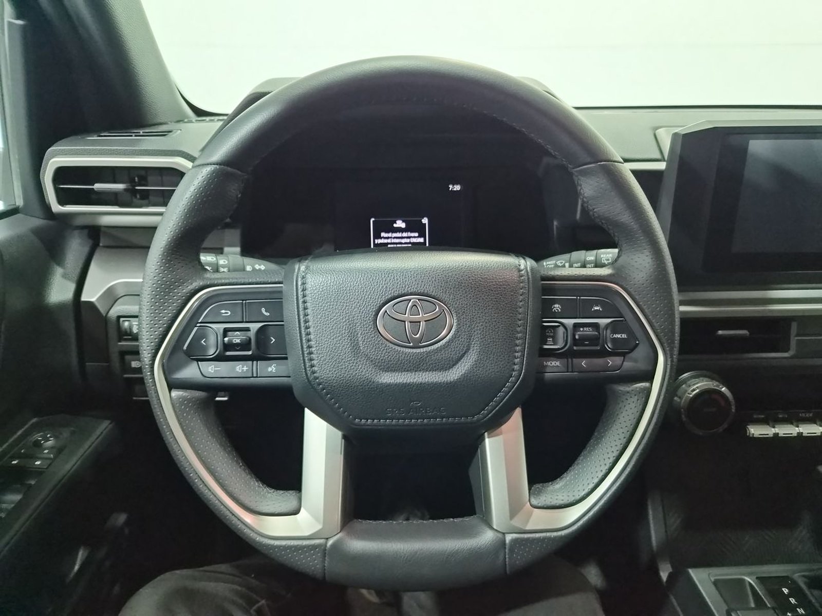 Toyota 4RUNNER 4X4 2.4 AUT 2026 - Imagen 19 de 20