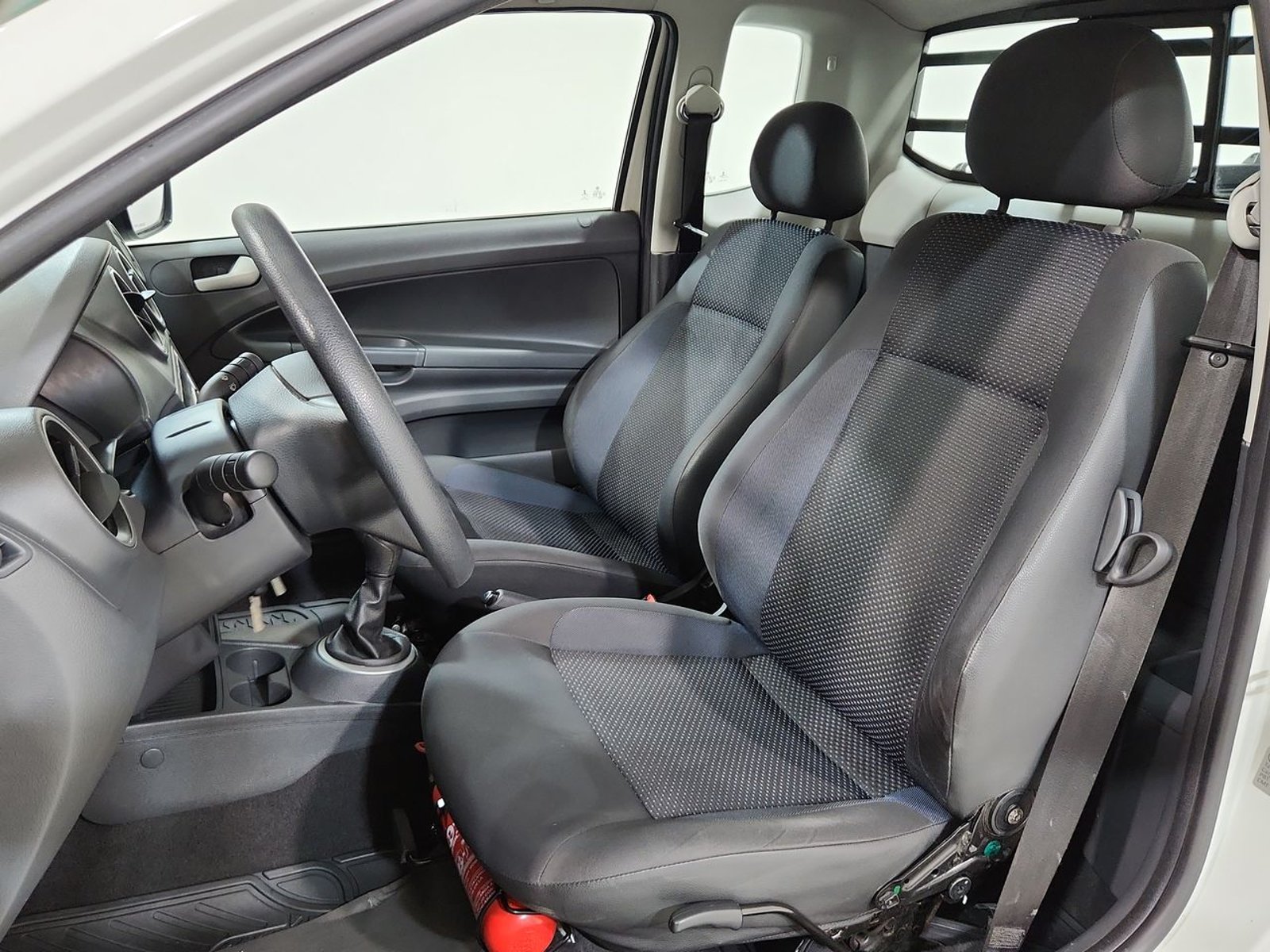 Volkswagen SAVEIRO CONFORT 1.6 2016 - Imagen 20 de 20