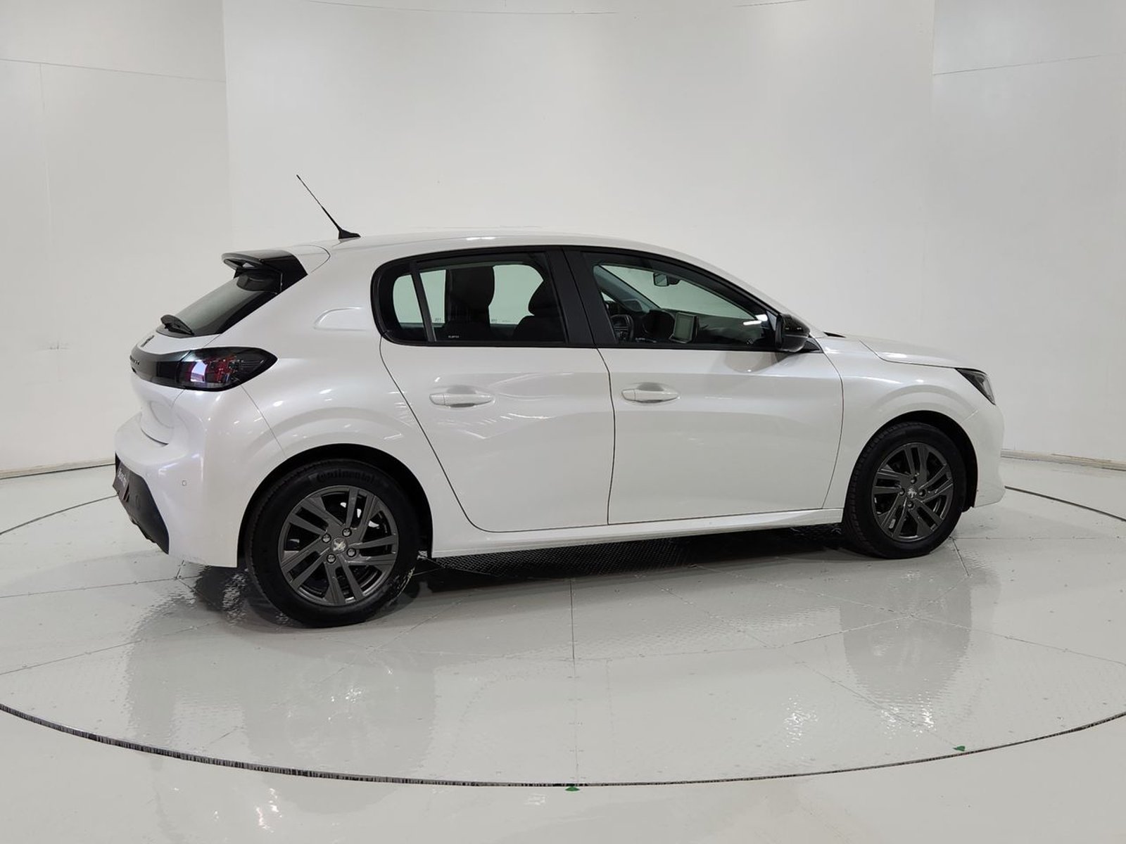 Peugeot 208 PURETECH 75 1.2 2023 - Imagen 12 de 20