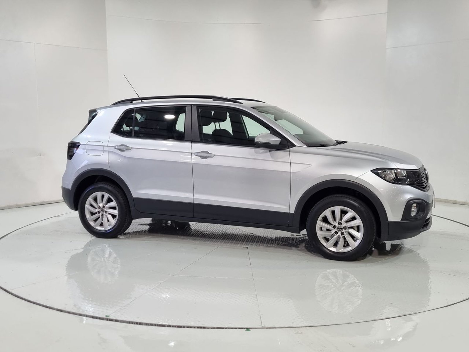 Volkswagen T-CROSS T CROSS TSI 1.0 2024 - Imagen 14 de 20