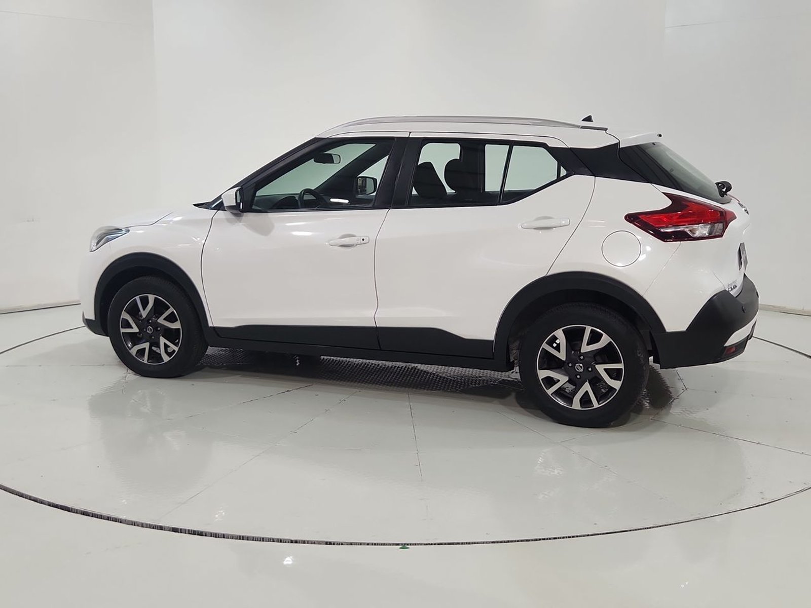 Nissan KICKS 1.6 2019 - Imagen 6 de 20