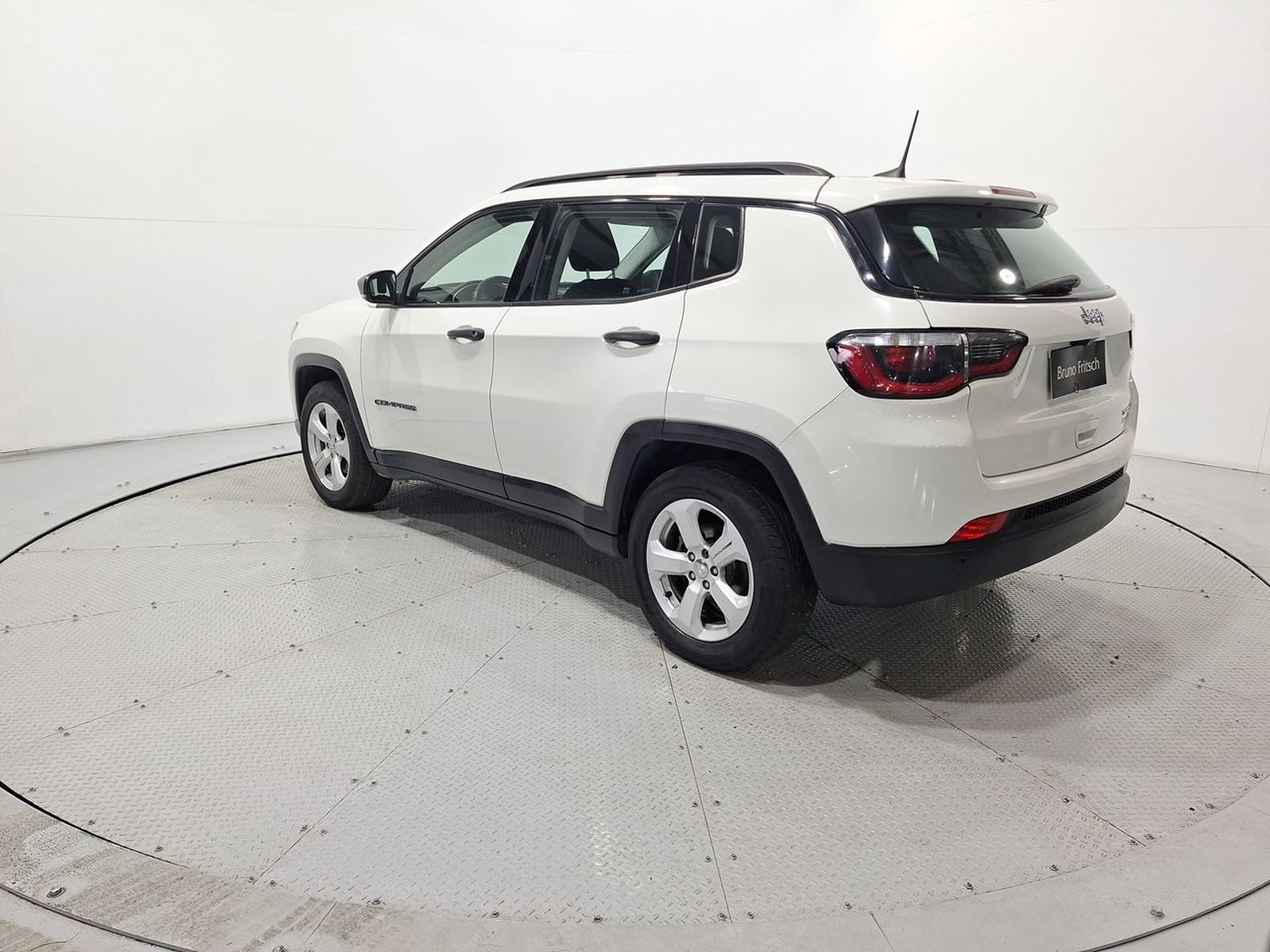 Jeep COMPASS SPORT 2.4 2019 - Imagen 5 de 20