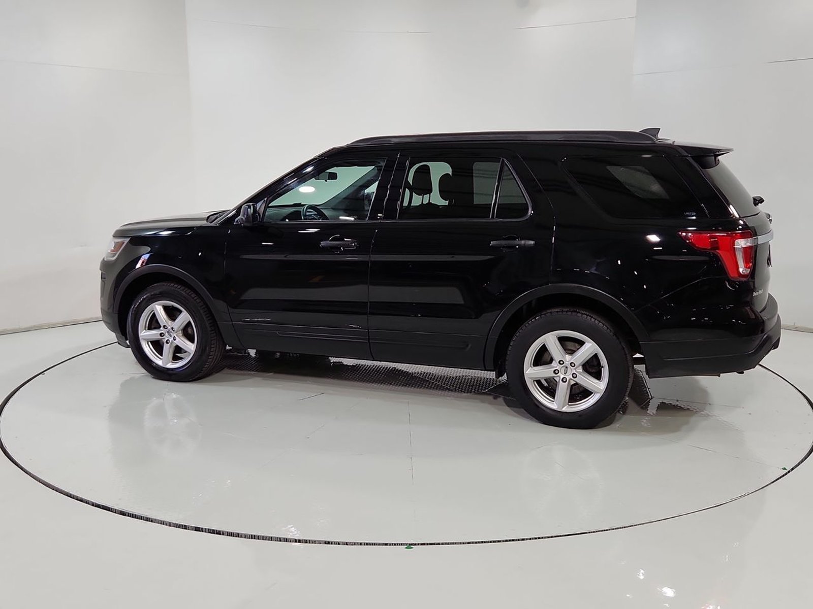 Ford EXPLORER ECOBOOST 2.3 AUT 2019 - Imagen 6 de 20