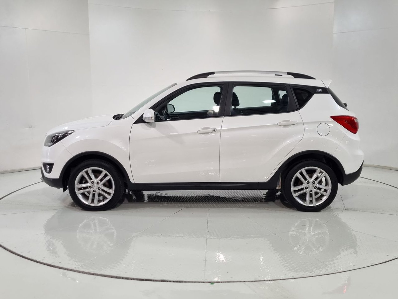 Changan CS35 NEW CS35 1.6 2019 - Imagen 5 de 20
