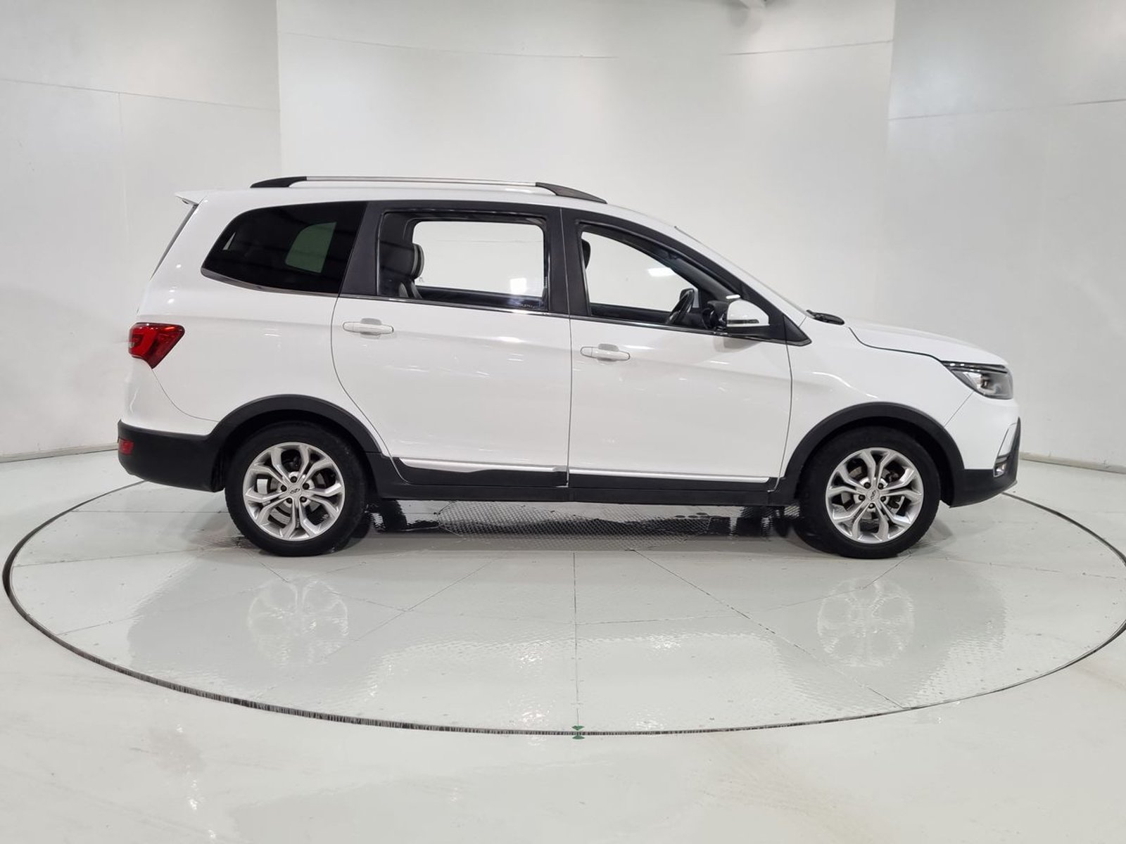Chery K60 MT 1.5 2021 - Imagen 13 de 20