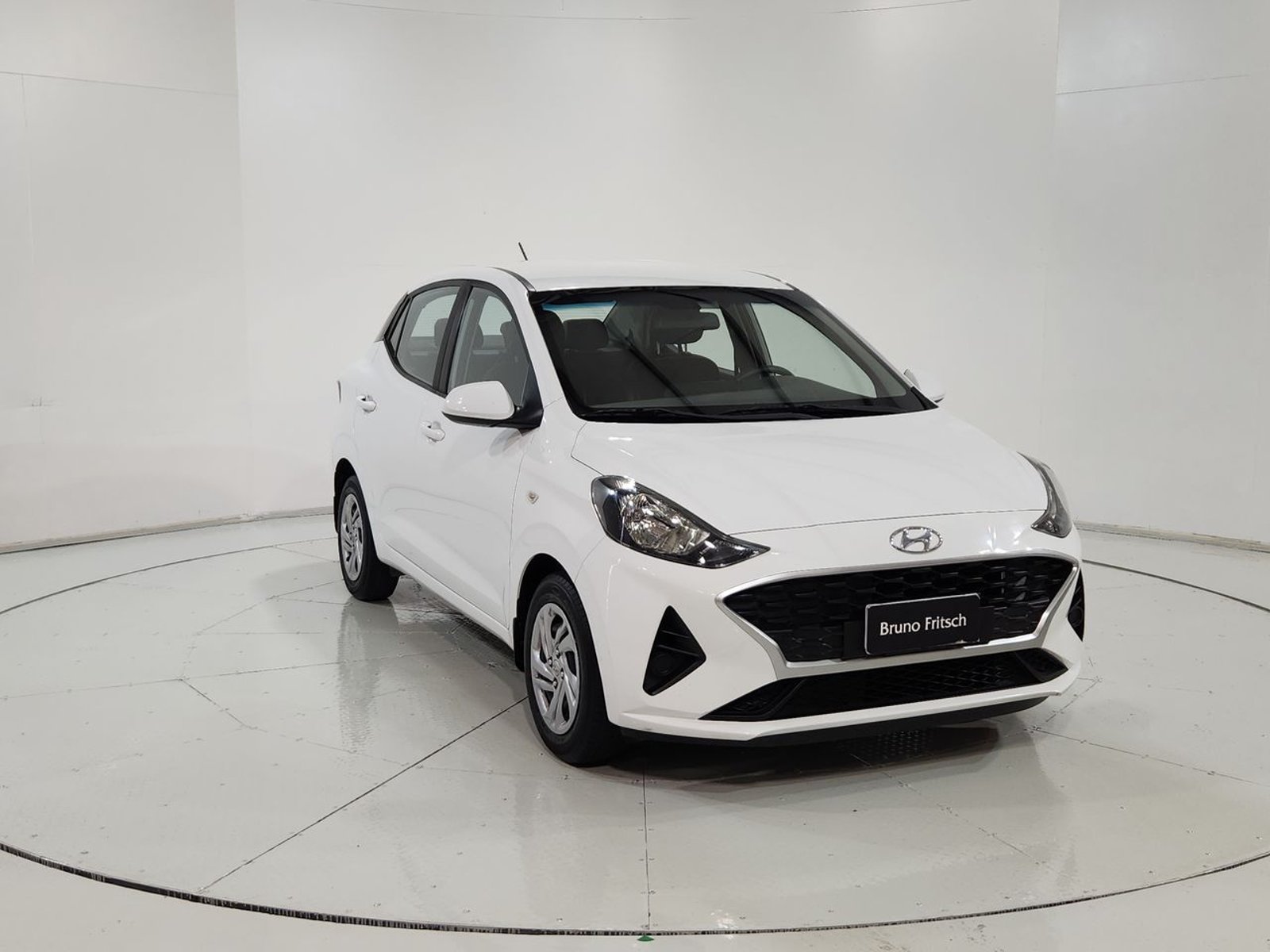 Hyundai GRAND I10 SDN 1.2 2023 - Imagen 16 de 20