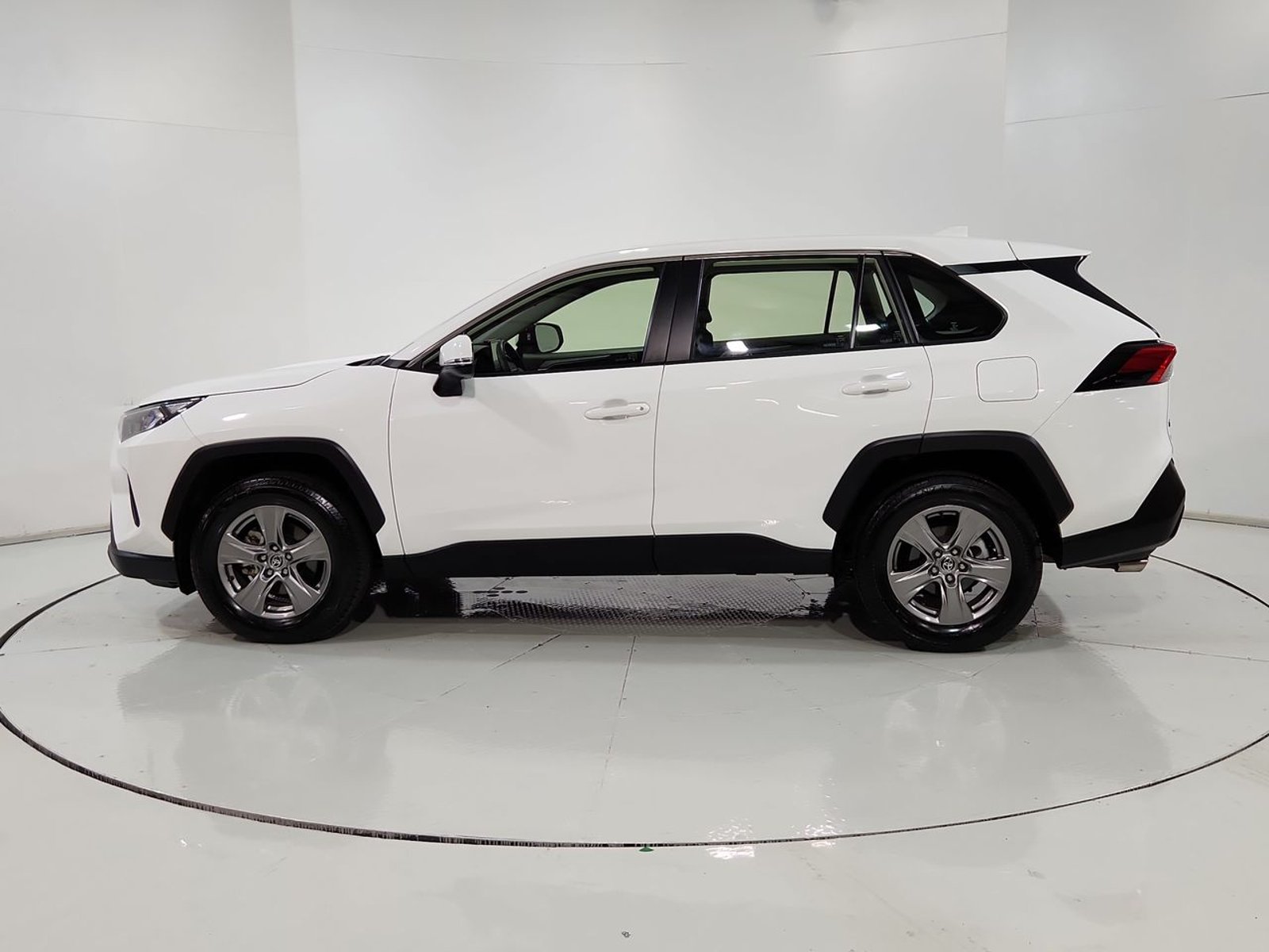 Toyota RAV4 4X2 2.0 AUT 2025 - Imagen 5 de 20
