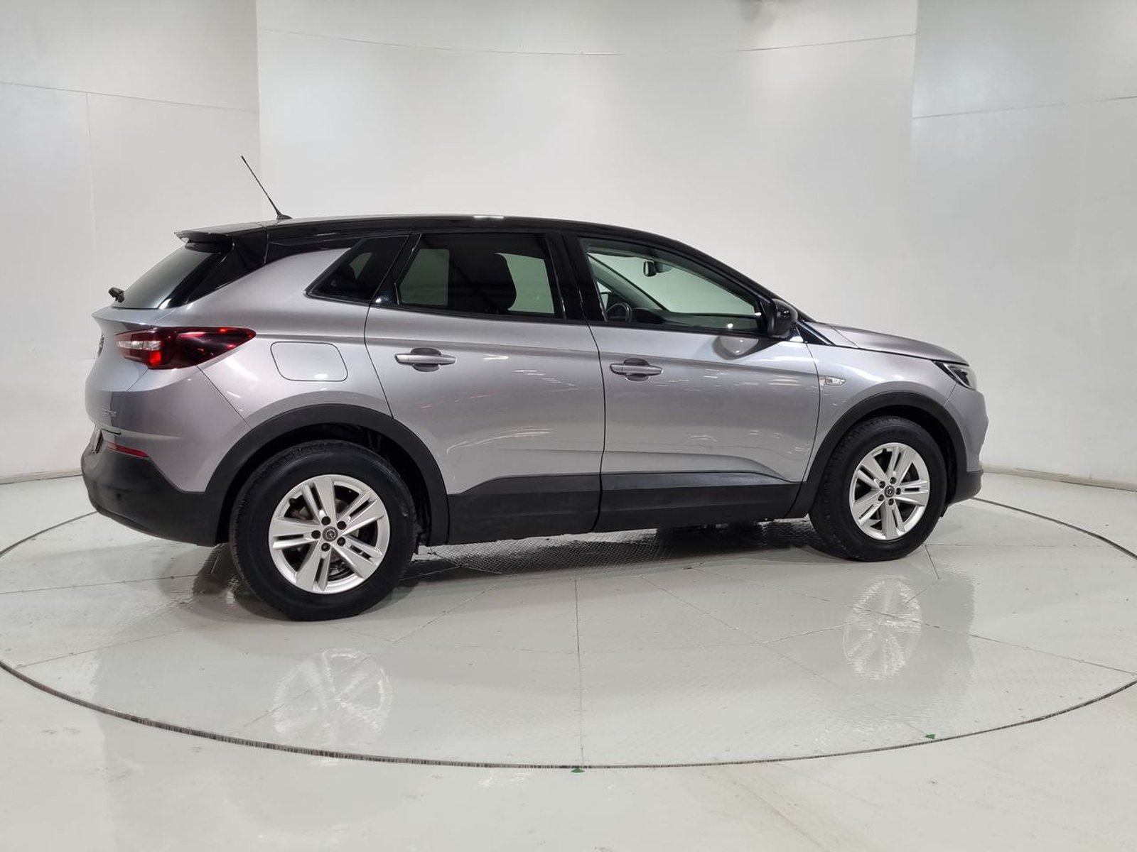 Opel GRANDLAND X GRANDLAND 1.2L 2021 - Imagen 12 de 20