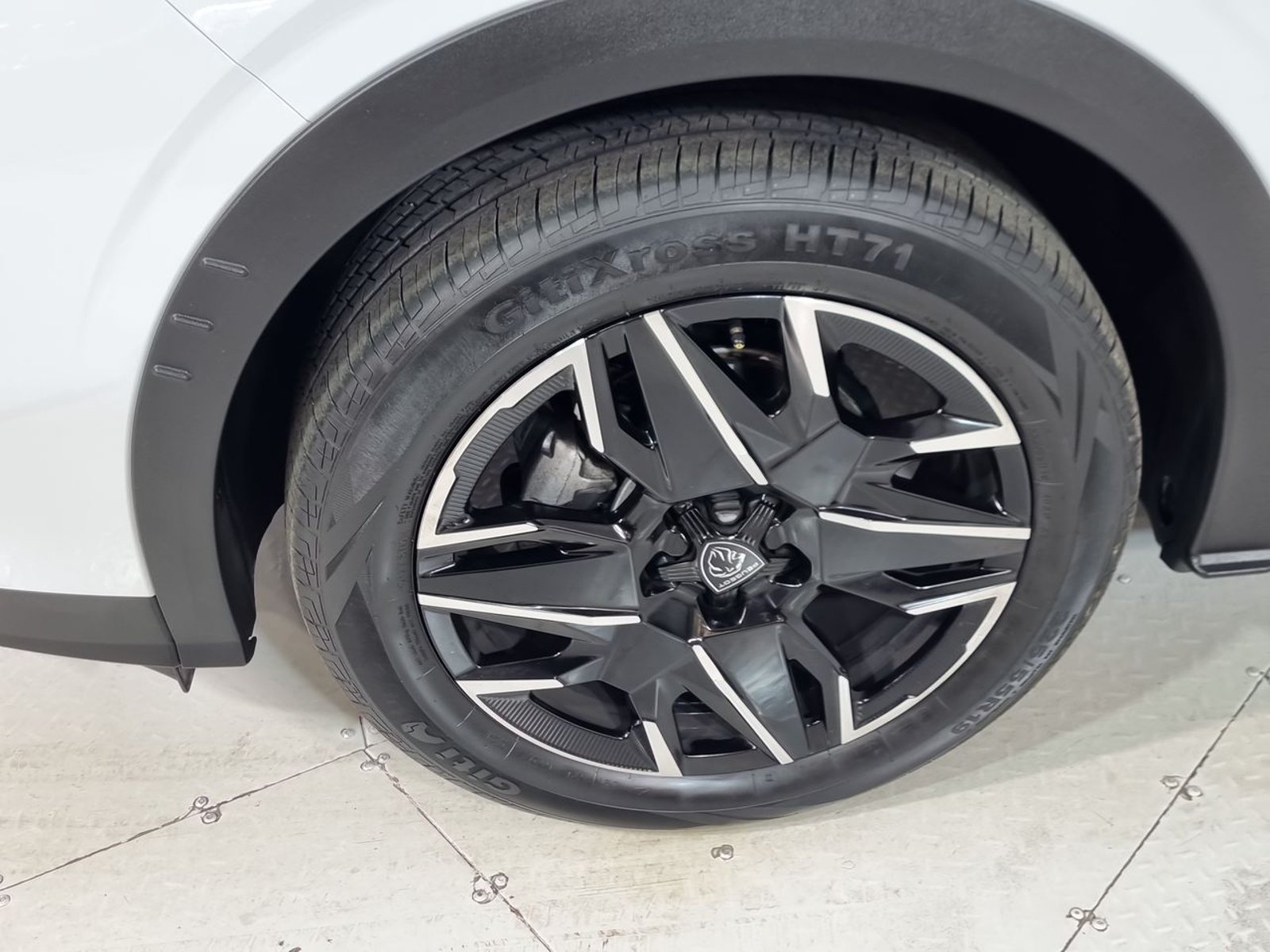 Peugeot 3008 PREMIER 1.2 AUT 2025 - Imagen 18 de 20