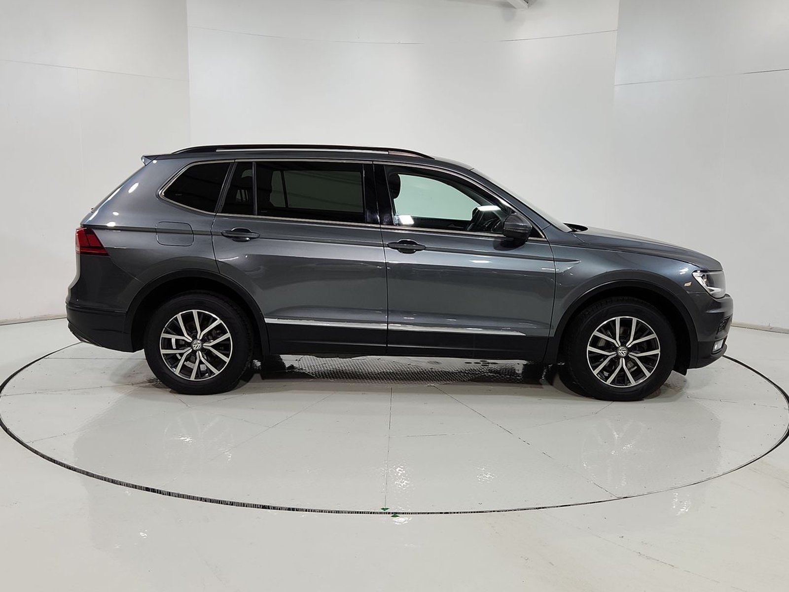 Volkswagen TIGUAN 1.4 AT 2019 - Imagen 13 de 20