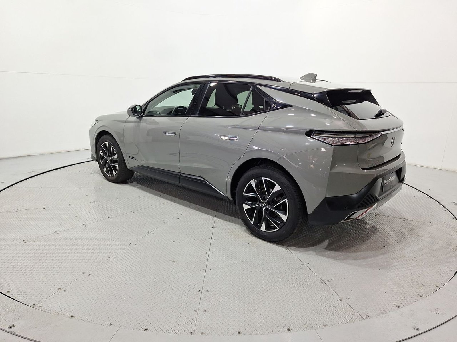 Ds DS4 CROSS BLUEHDI 1.5 AUT 2024 - Imagen 5 de 20