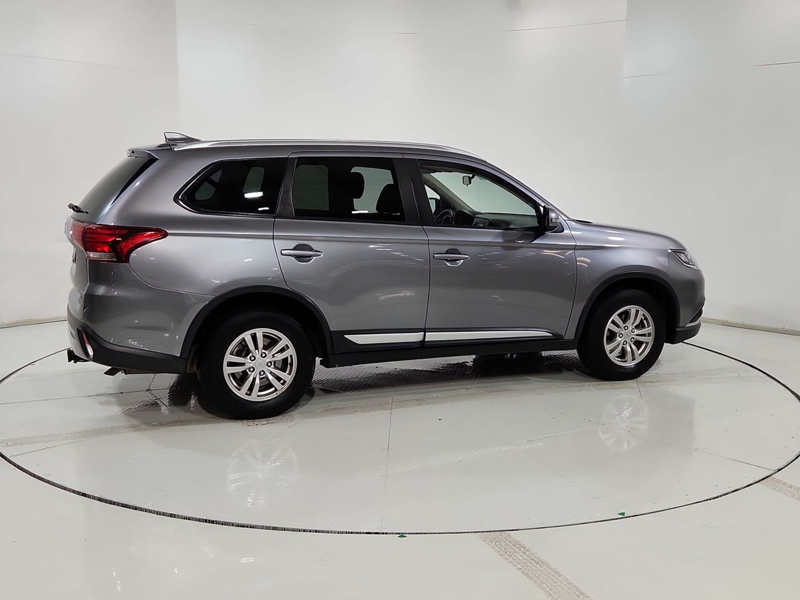 Mitsubishi OUTLANDER NEW OUTLANDER 2.0 2019 - Imagen 12 de 20