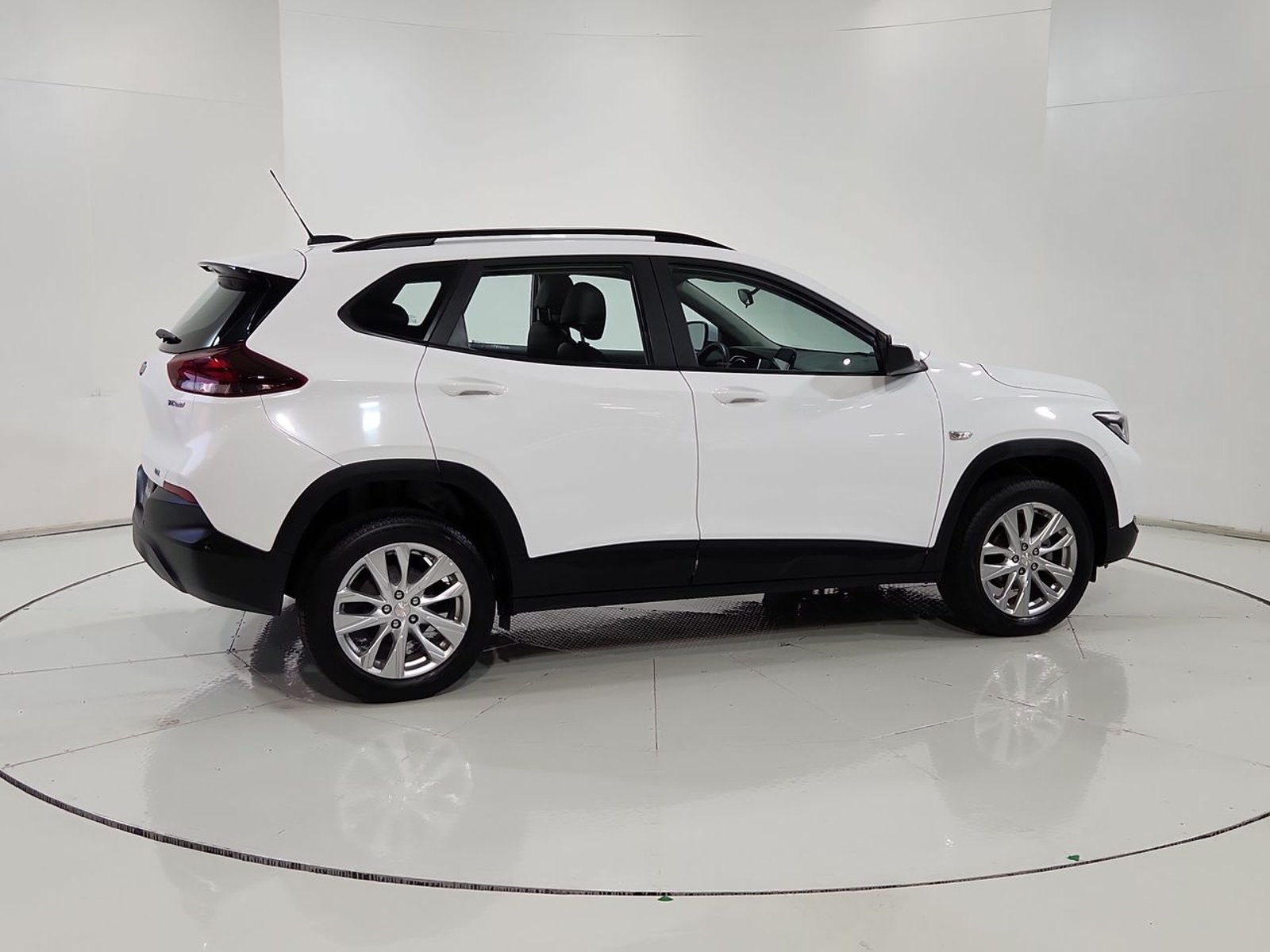 Chevrolet TRACKER 1.2T 2023 - Imagen 12 de 20