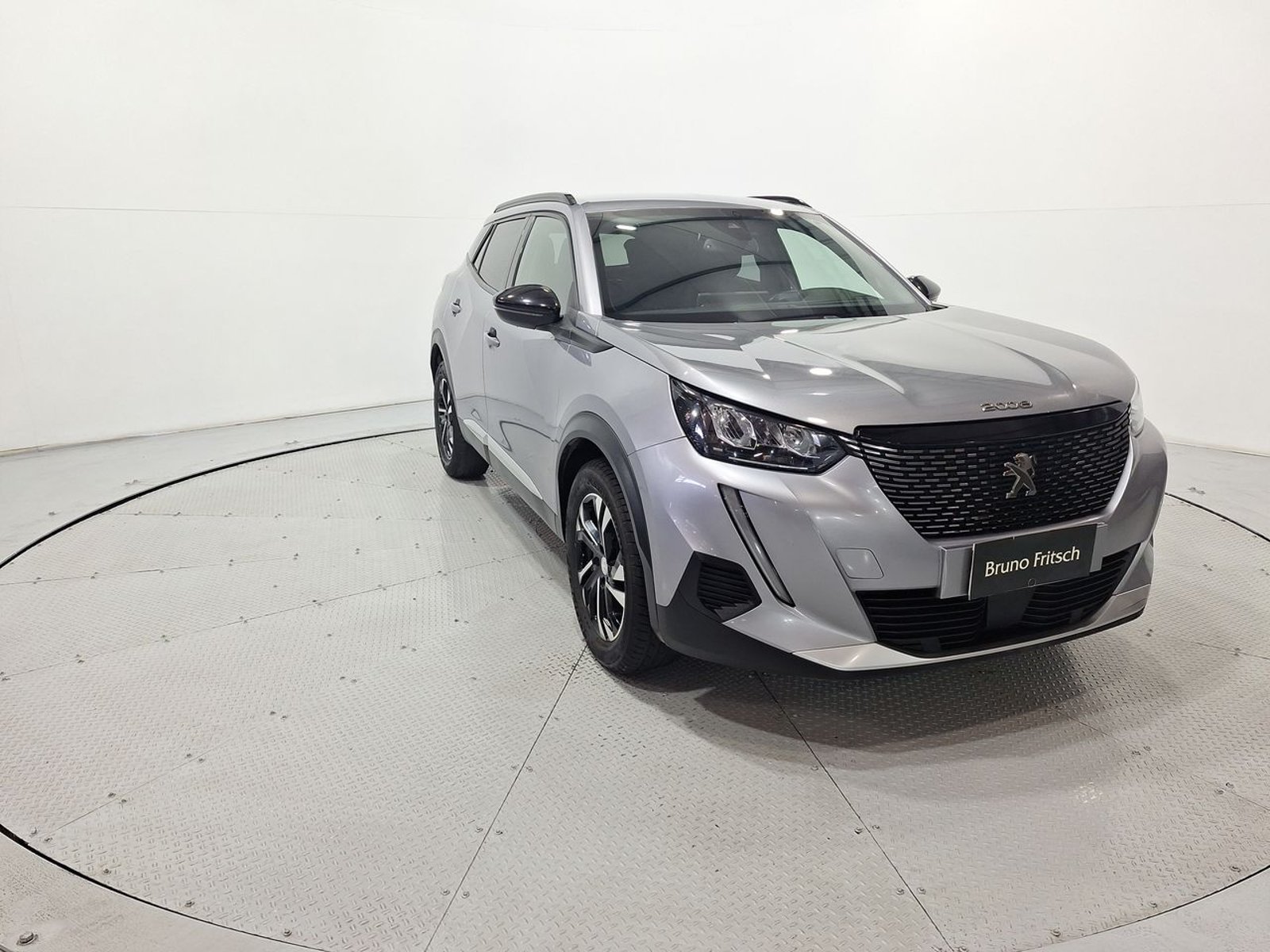 Peugeot 2008 PURETECH 130 EAT8 1.2 AUT 2023 - Imagen 12 de 20