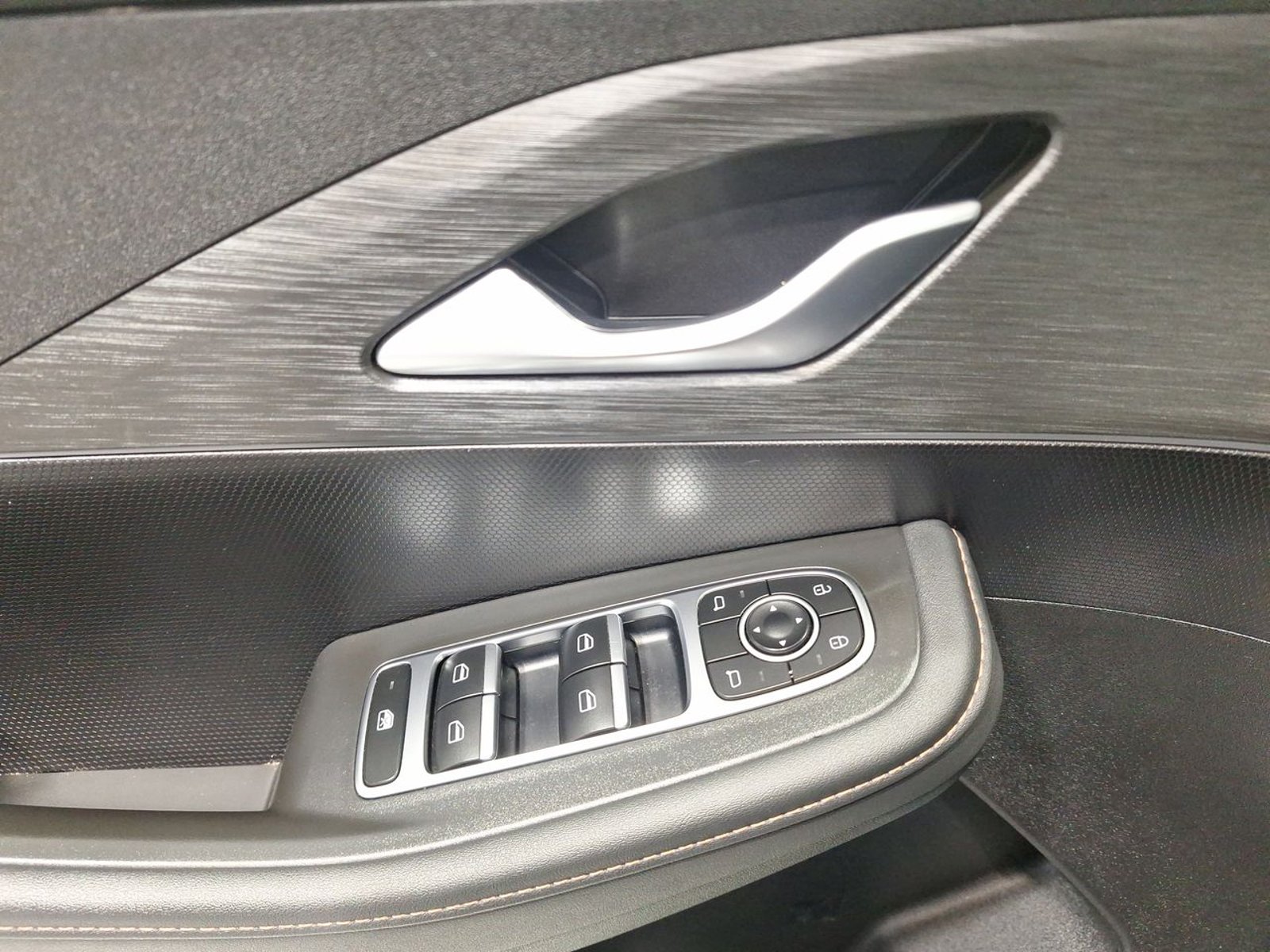 Omoda C5 4X2 1.5 AUT 2025 - Imagen 16 de 20