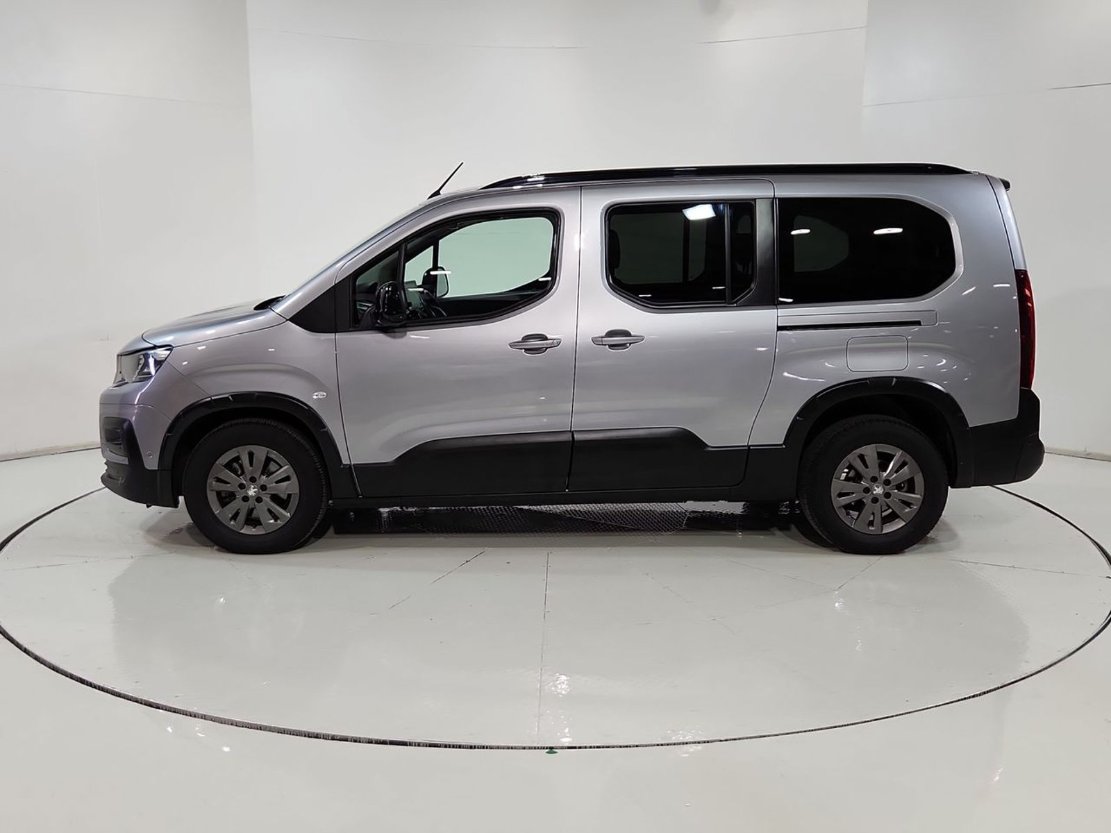 Peugeot RIFTER PURETECH 130 1.2 AUT 2024 - Imagen 5 de 20
