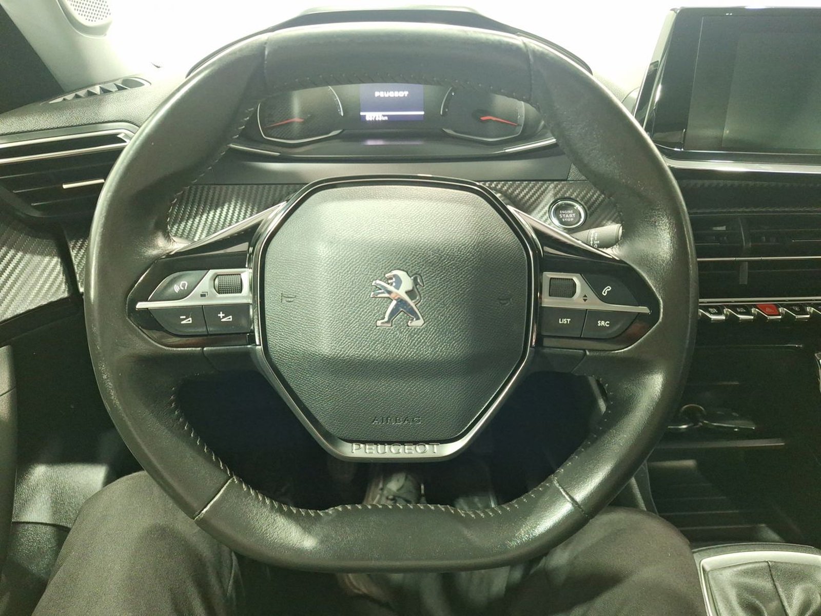 Peugeot 2008 BLUE HDI 100 4X2 1.5 2022 - Imagen 19 de 20