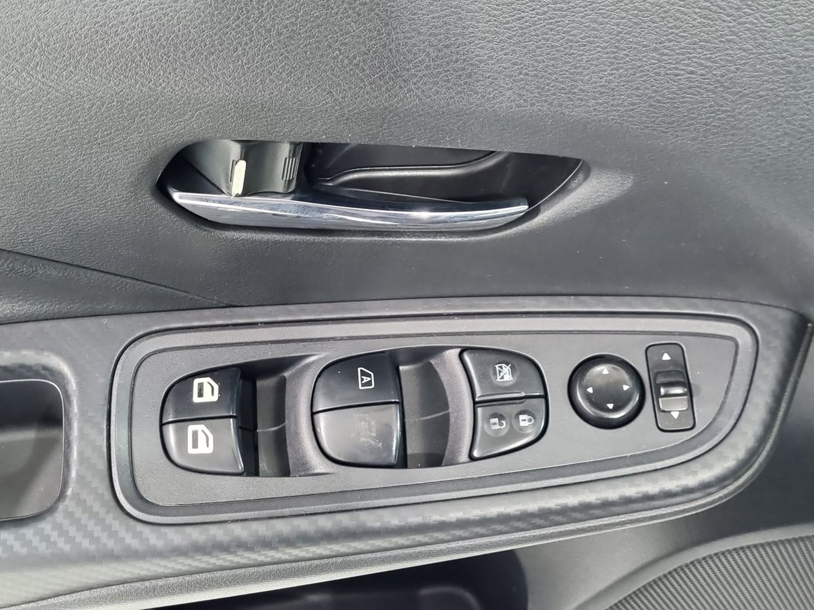 Nissan VERSA MT 1.6 2023 - Imagen 20 de 20