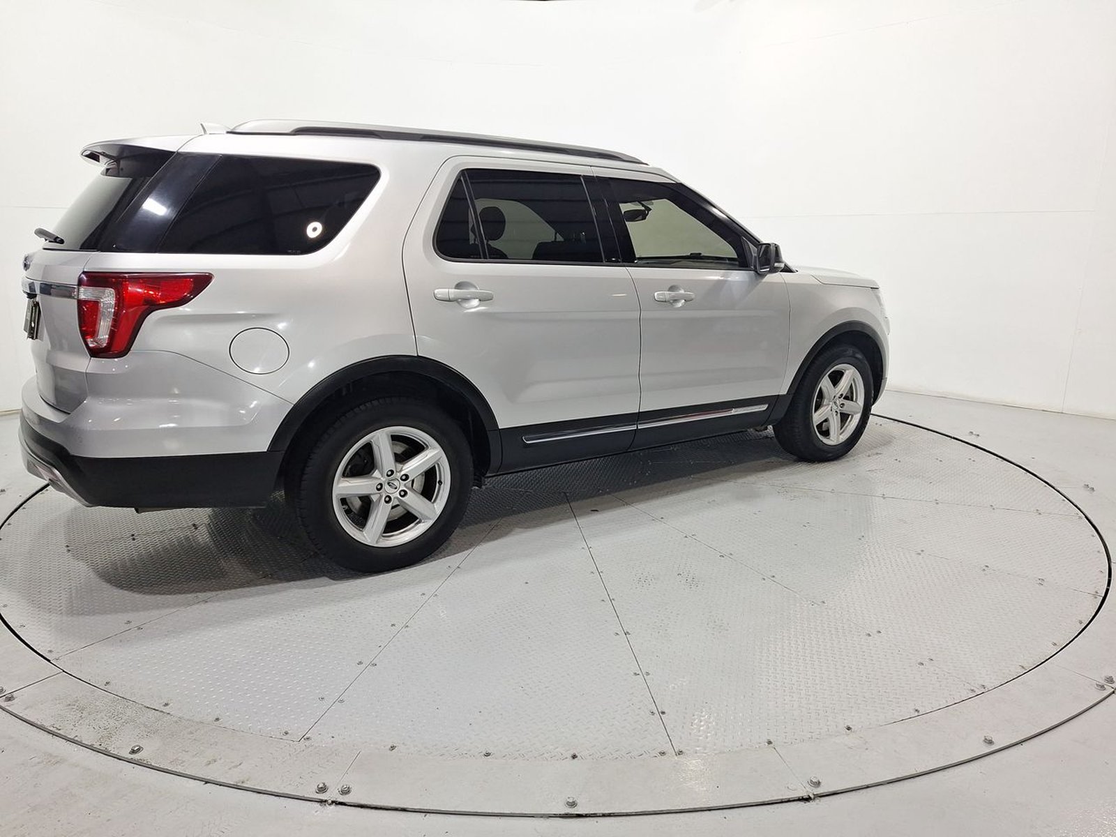 Ford EXPLORER XLT 3.5 2018 - Imagen 9 de 20